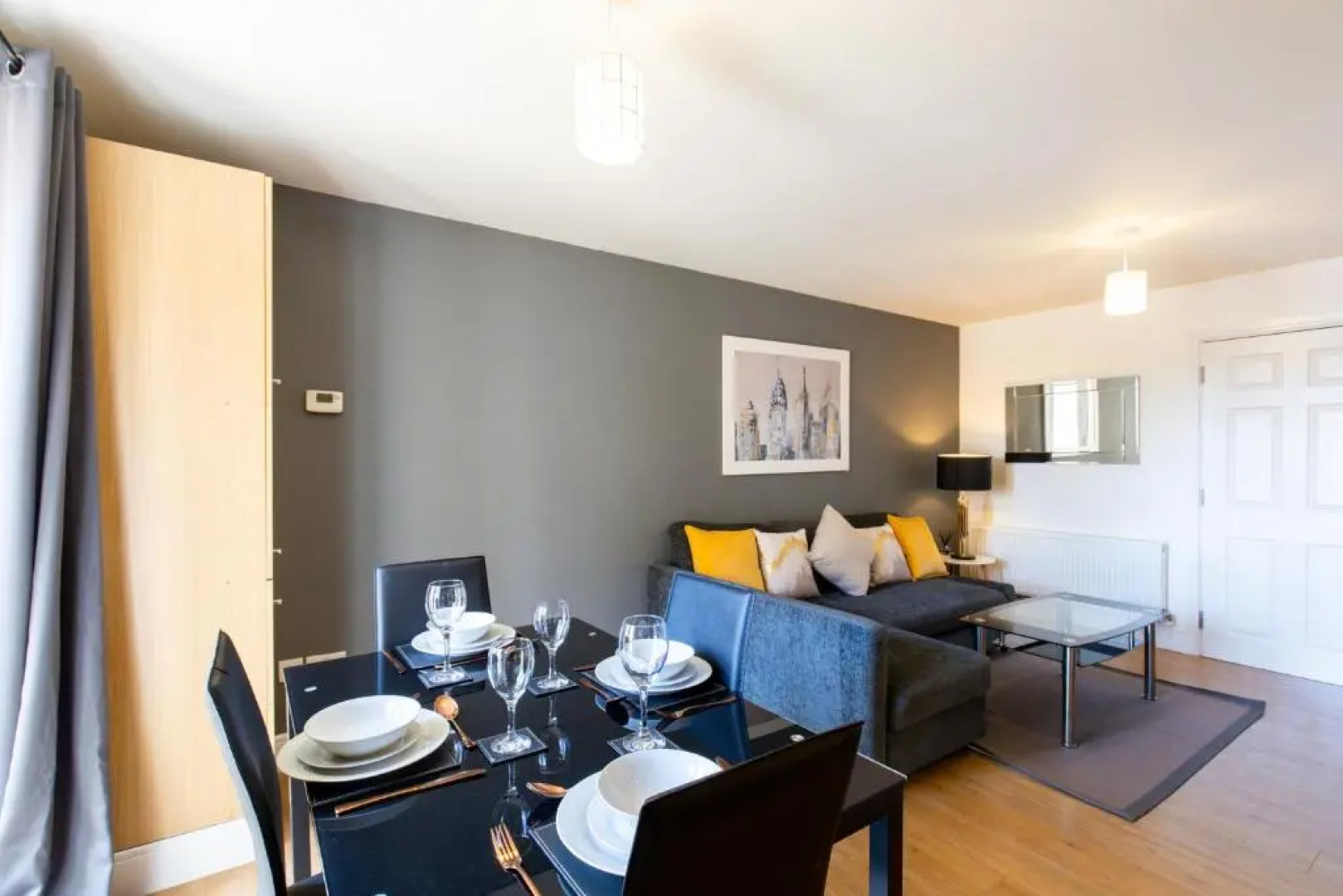 Velvet 1-bedroom Apartment The Clockhouse, Hoddesdon