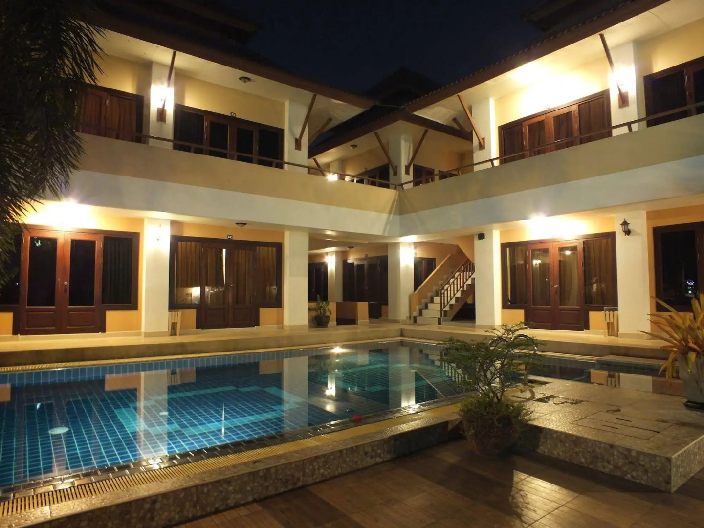 Chaba Garden Resort & Service