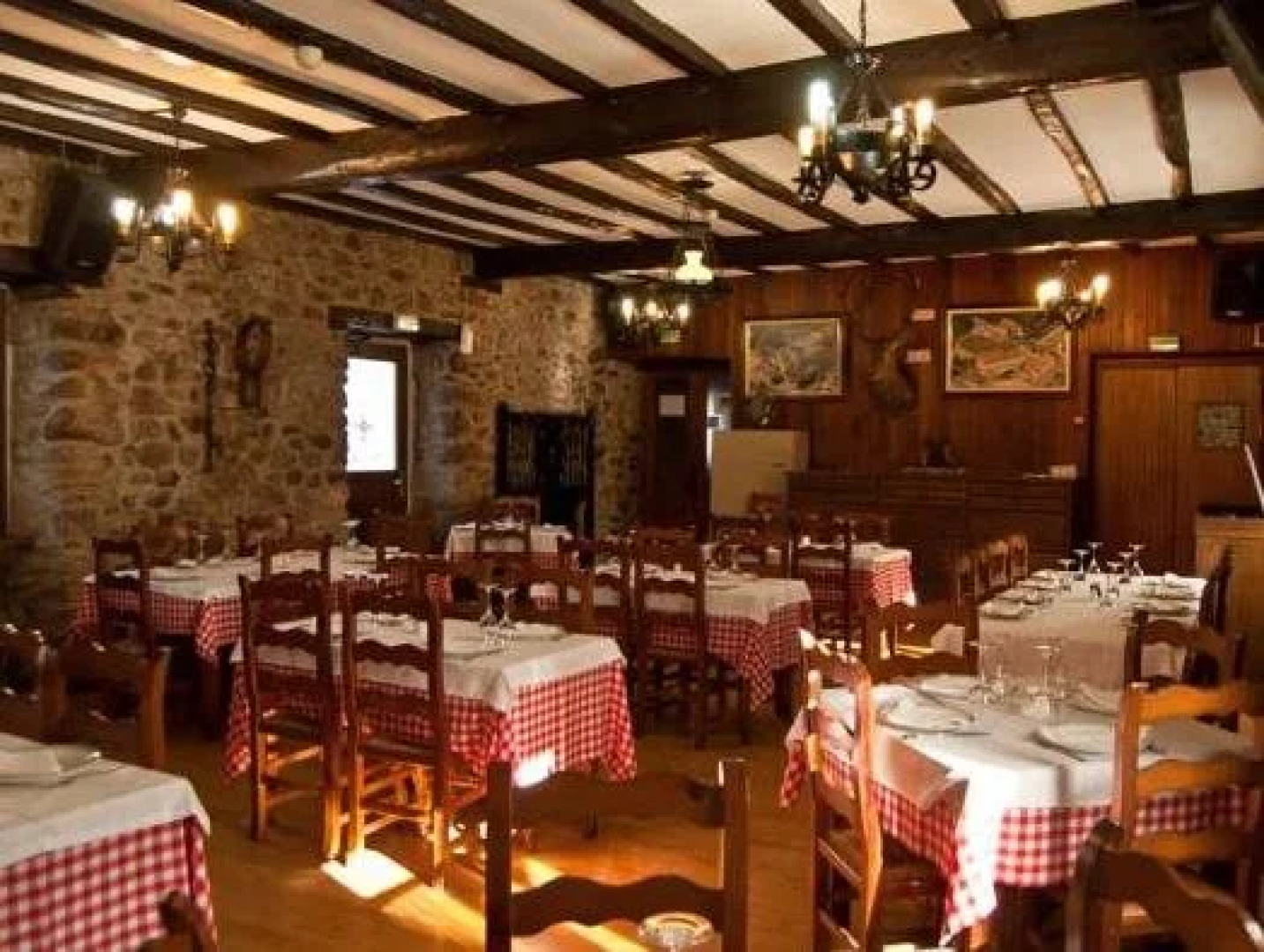 Hotel Restaurante Urgain II