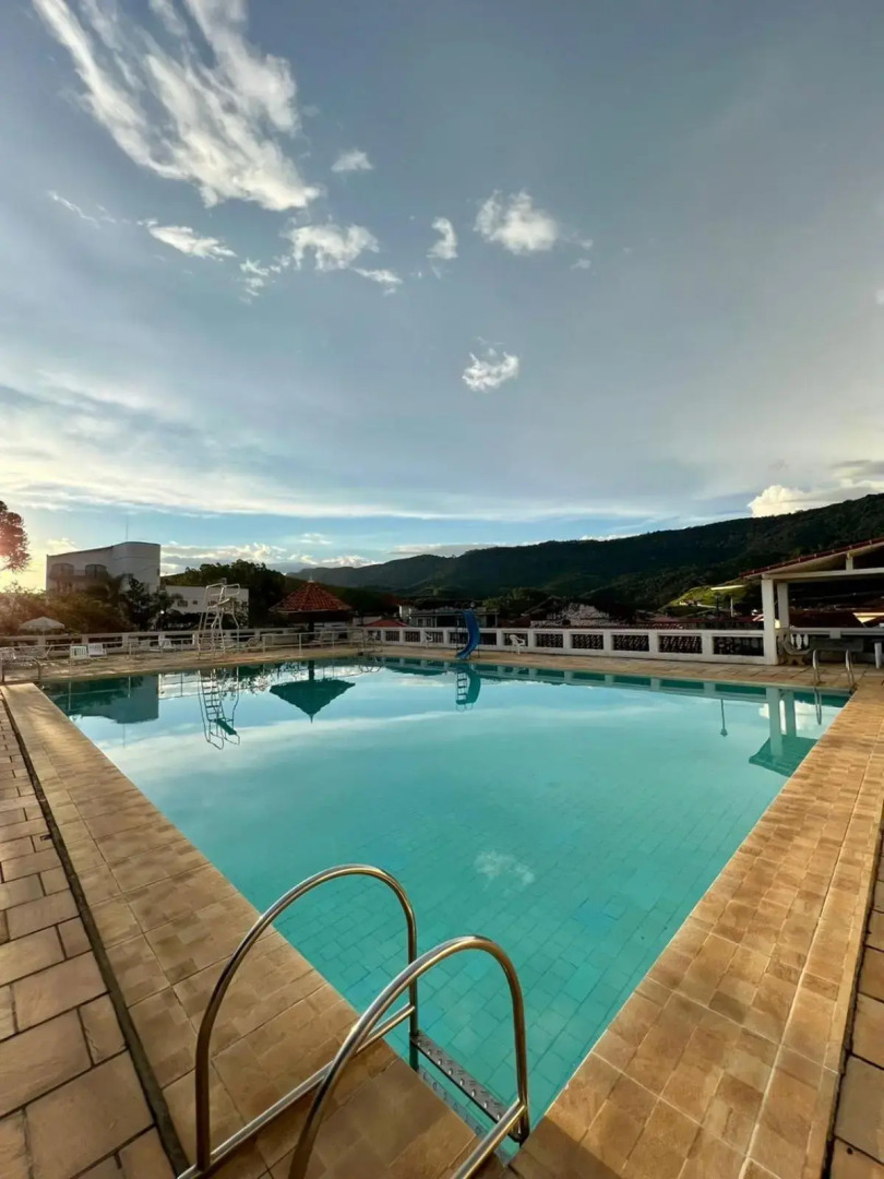 Apartamento aconchegante em condomínio encantador.