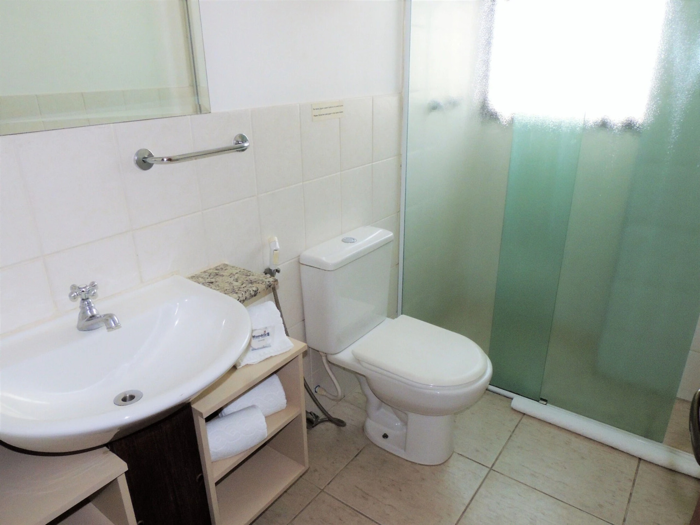 Mondrian Suite Hotel