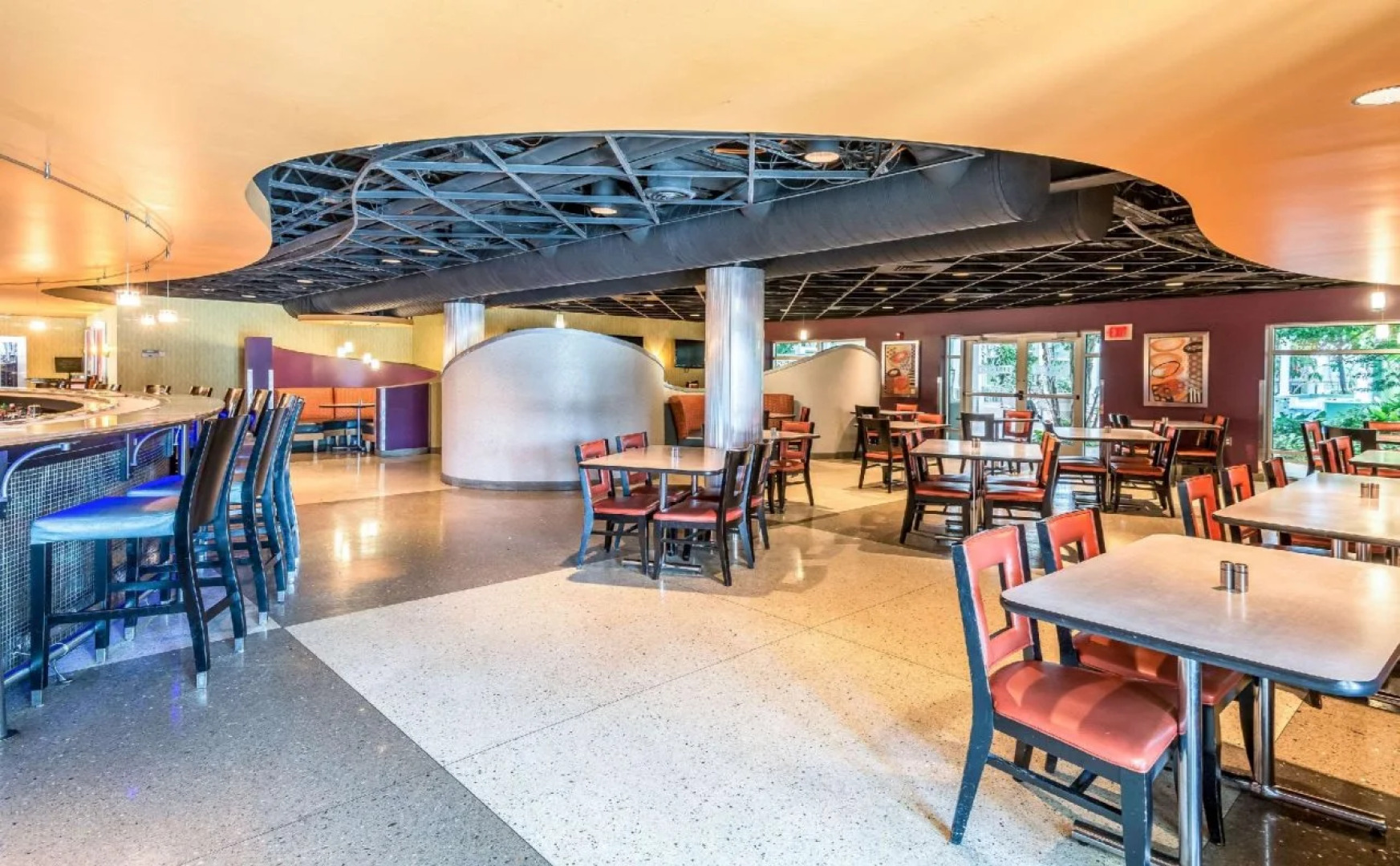 Oasis Hotel & Conv. Center, an Ascend Collection Hotel