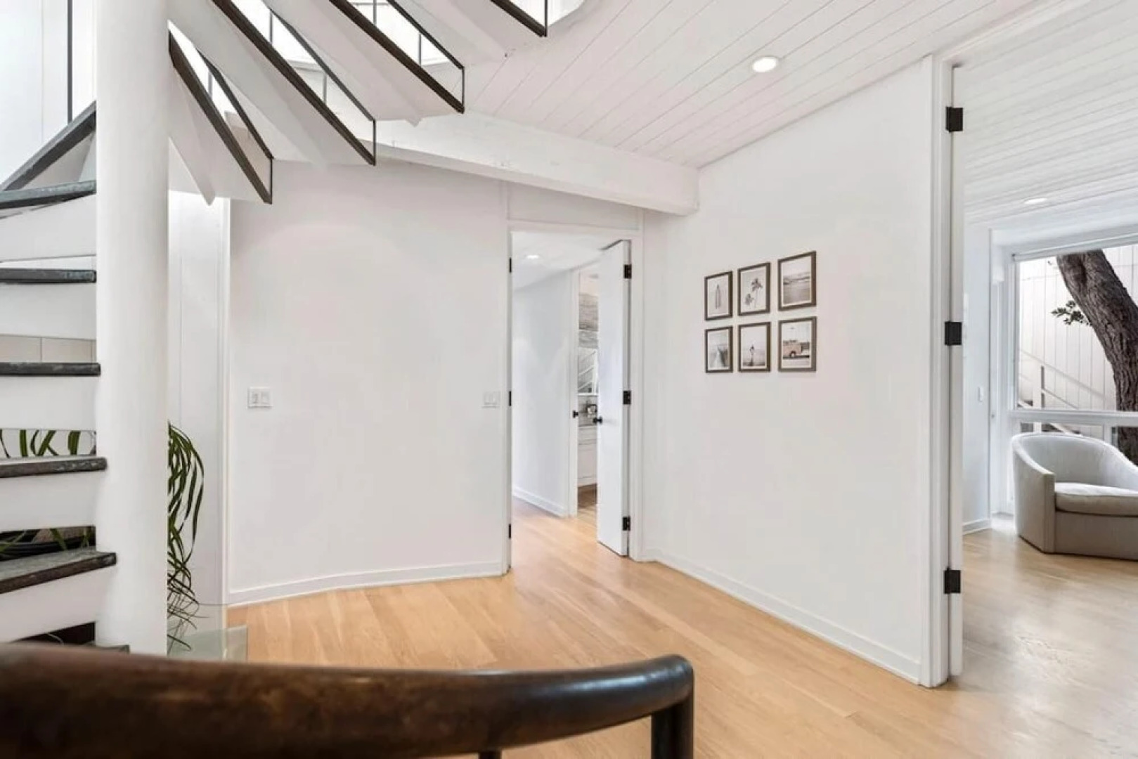 Coastline Villa In Malibu