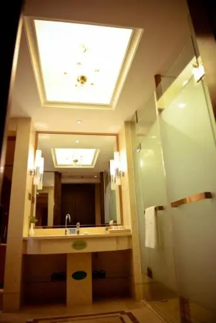 Kunlun Hotel Zhongxin Street