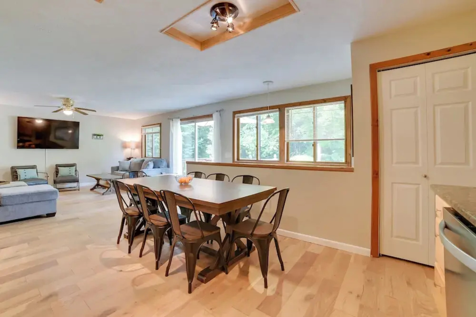 Rapid City Cottage w/ Deck: 1/4 Mi to Torch Lake!