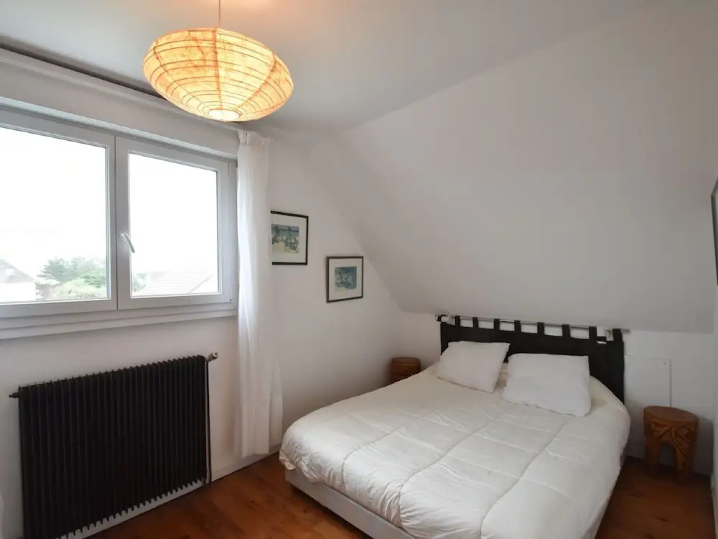 Cozy Holiday Home in Saint-Germain-sur-Ay with garden