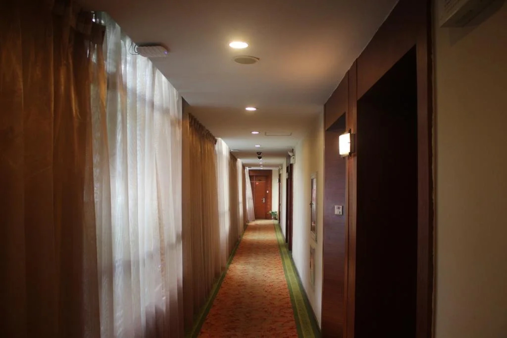 Changshu Kaidu Business Hotel