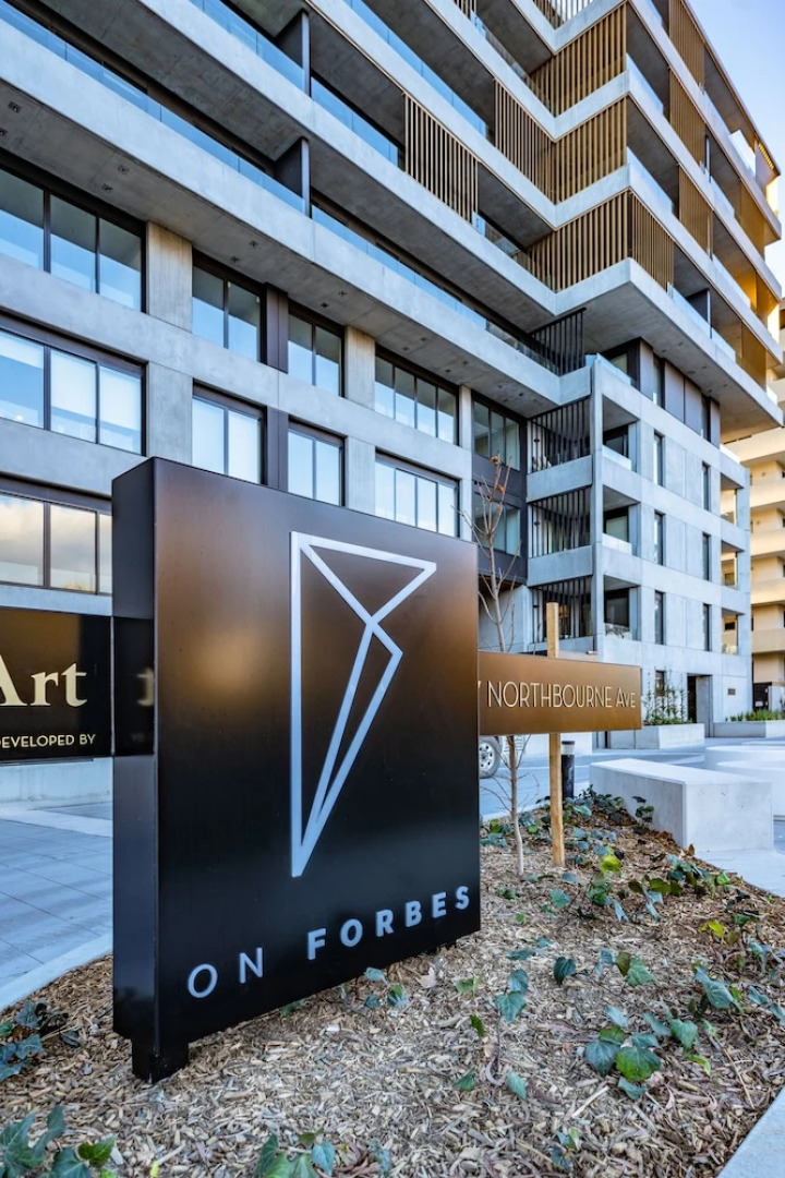 Luxury and Stylish Apt on NB Ave