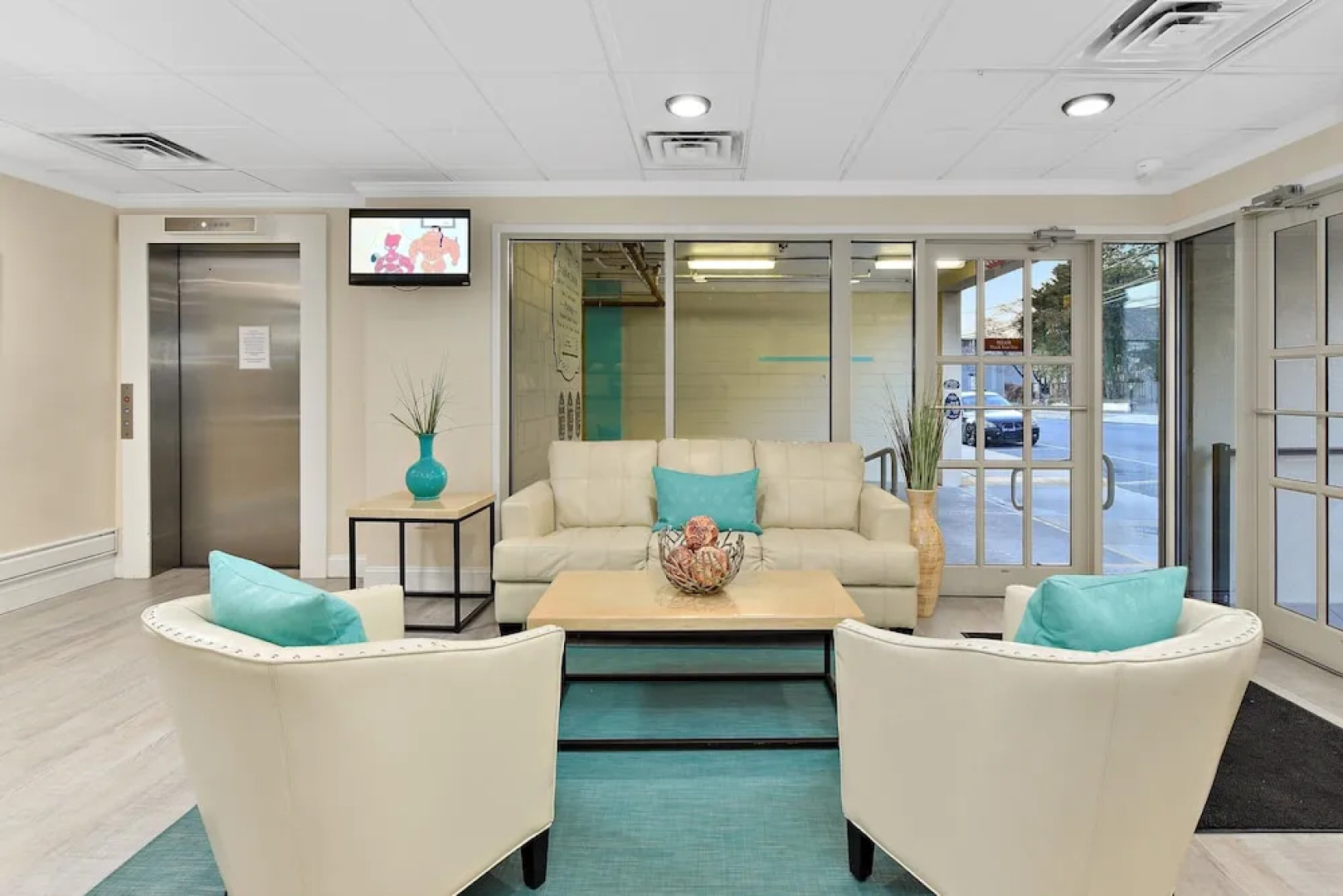 Brighton Suites Hotel