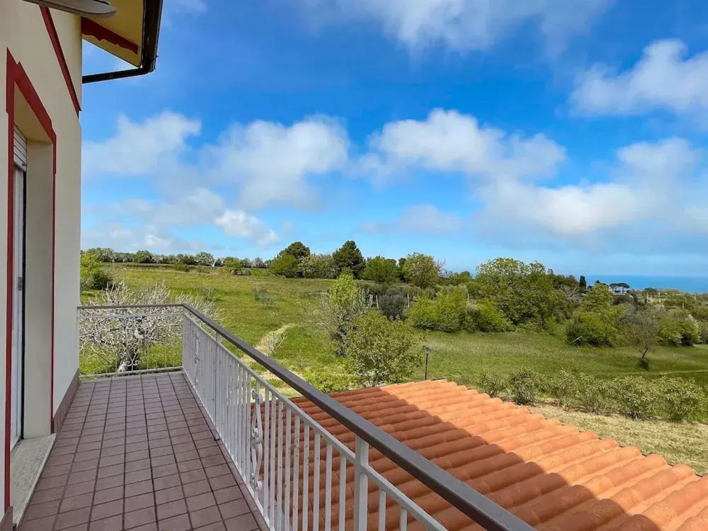 Belvilla by OYO Casa Mana1