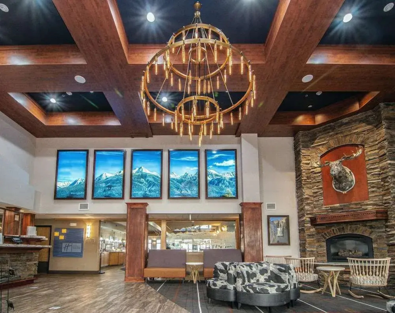 Holiday Inn Express & Suites Kalispell