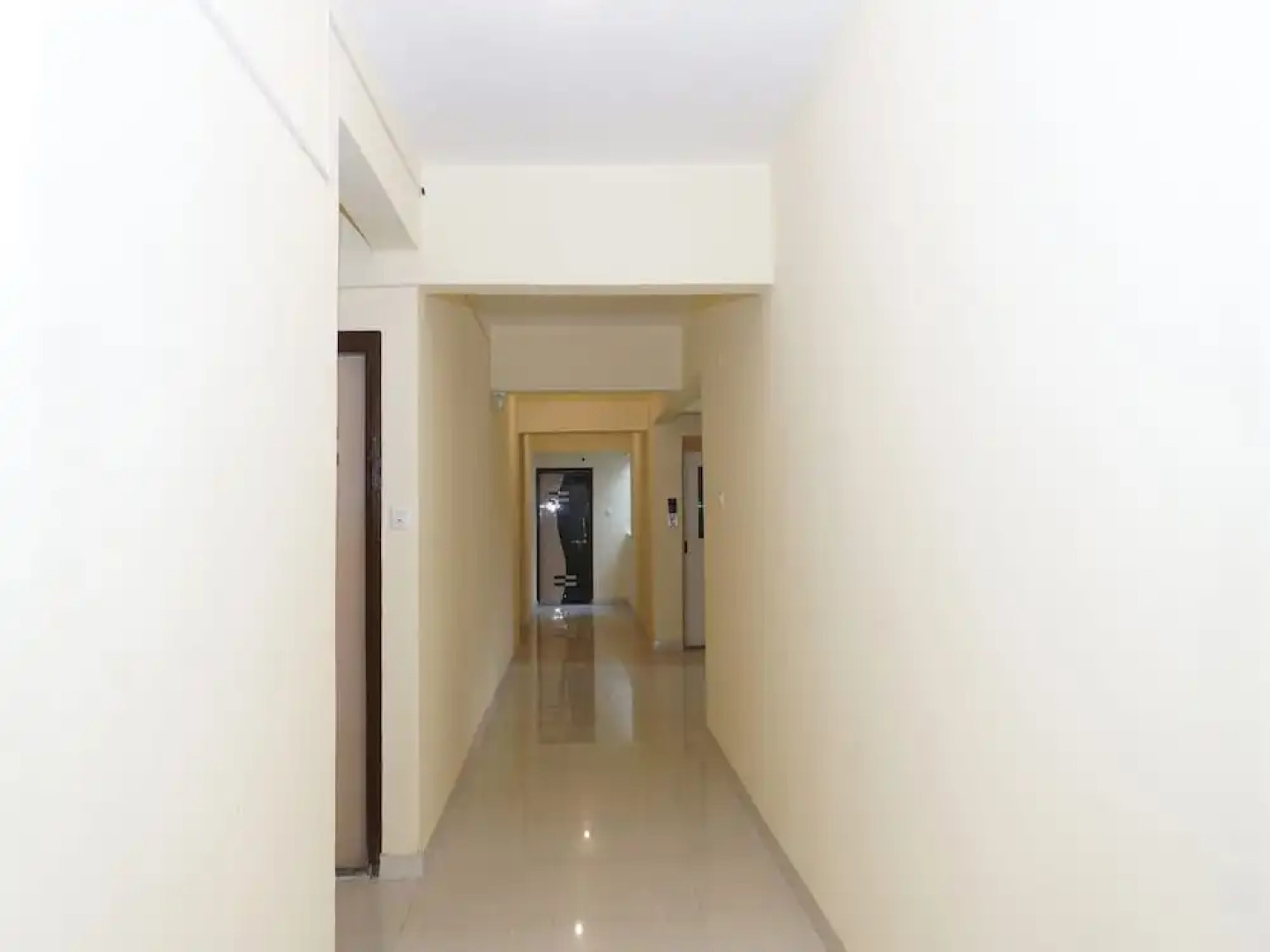 OYO 20037 SilverKey Hinjawadi