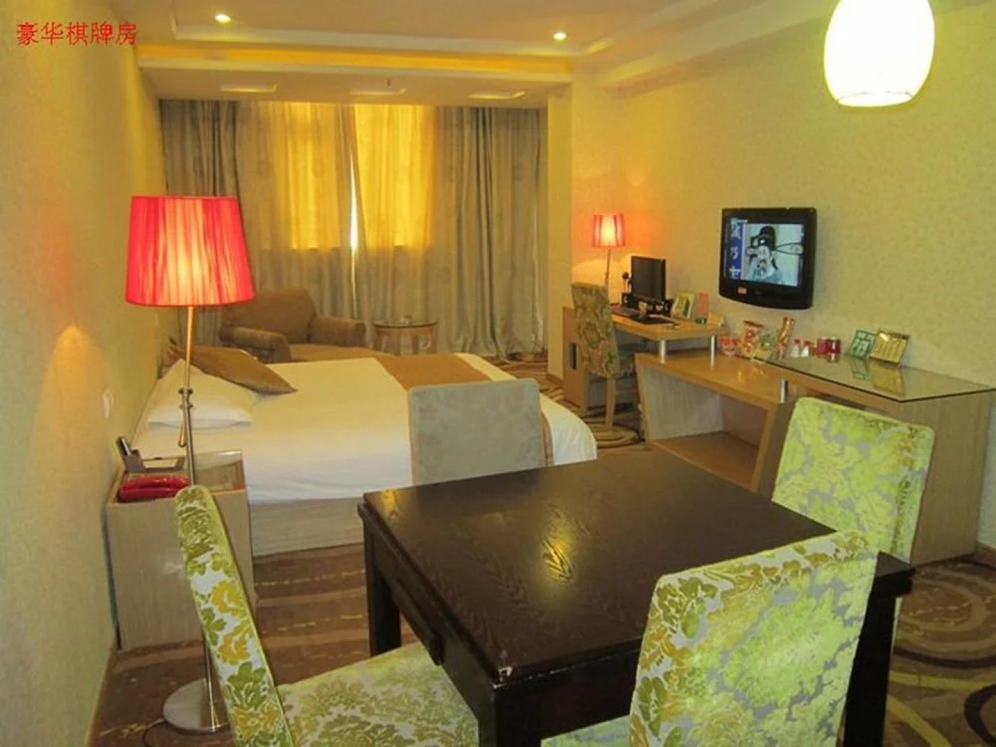 Jiangnan Spring City Hotel