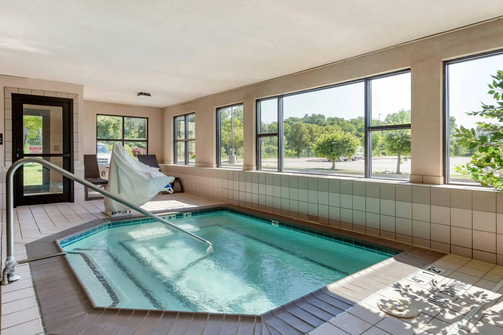 Comfort Suites Grandville - Grand Rapids SW