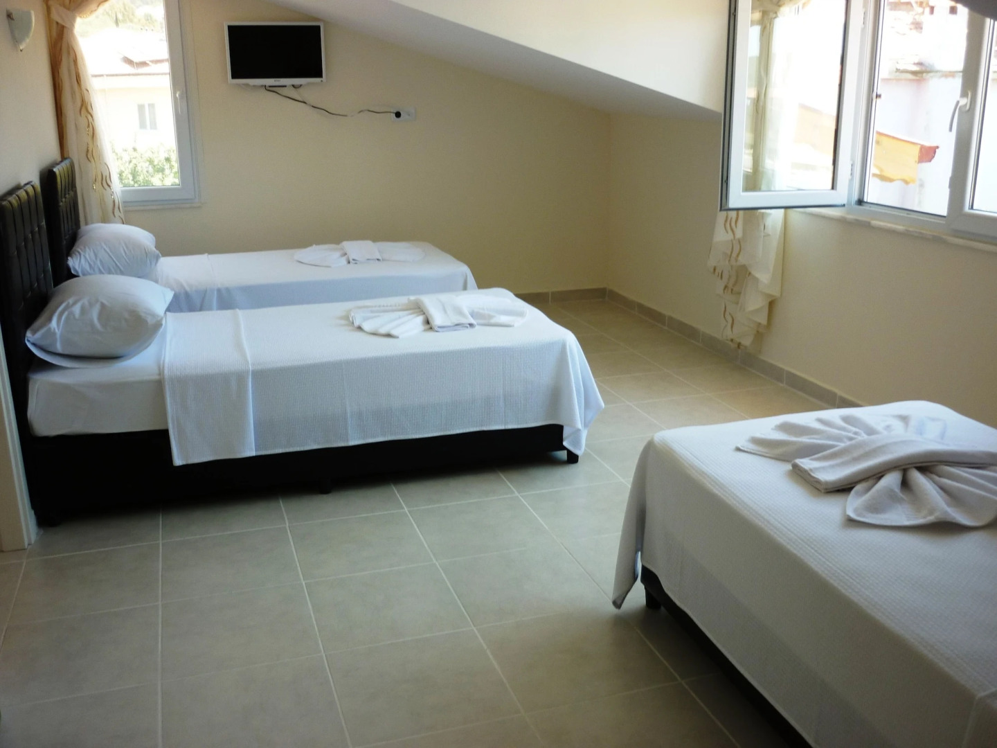 The Green Valley Hotel