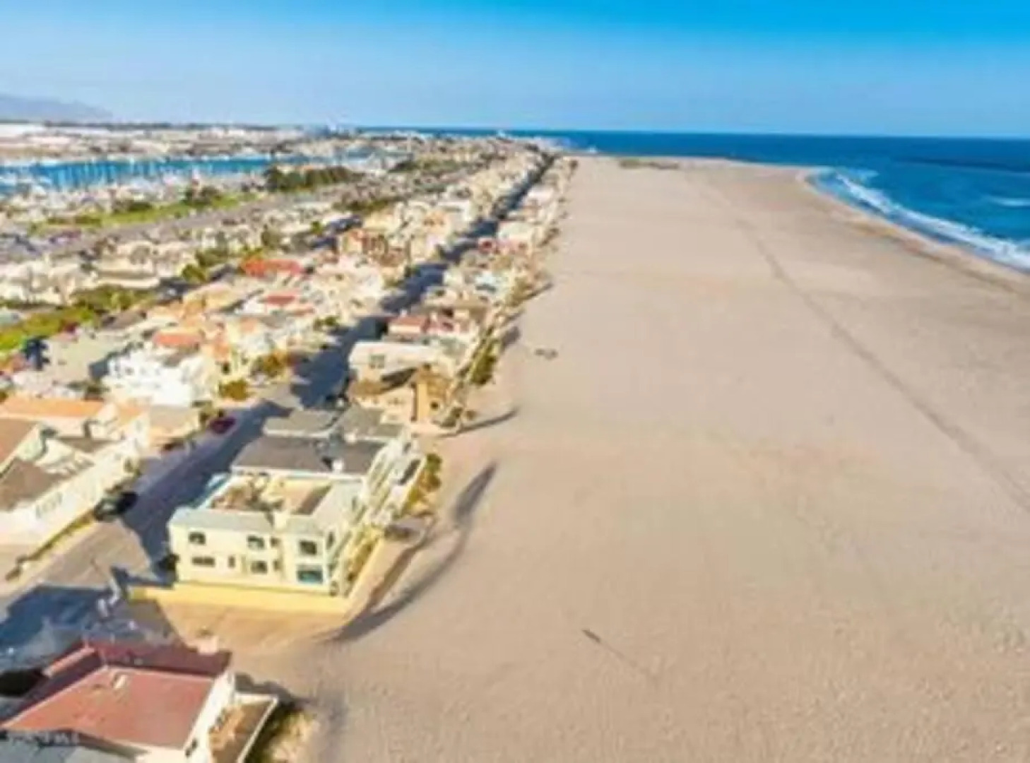 Stunning Hollywood Beach Ocean Front Home-0xnard