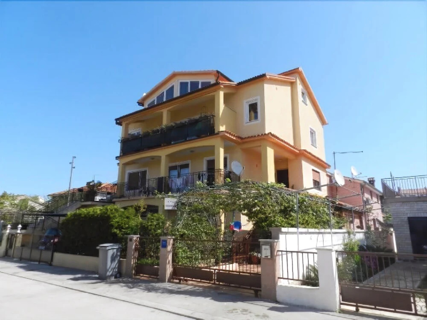 Apartments Đurđica