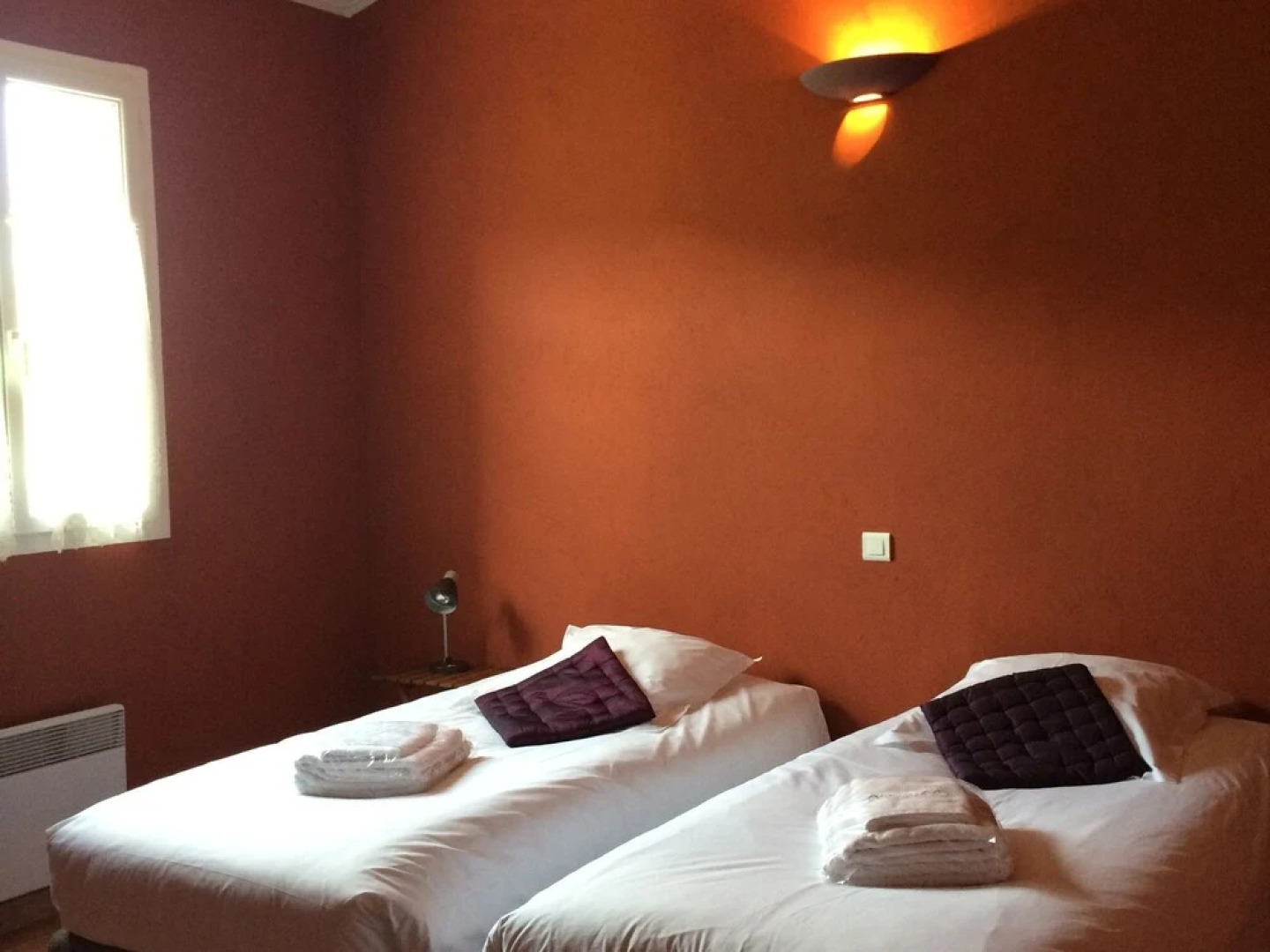 Tastefully Furnished Villa With Fenced Private Pool, 9 km From Vaison-la-romaine