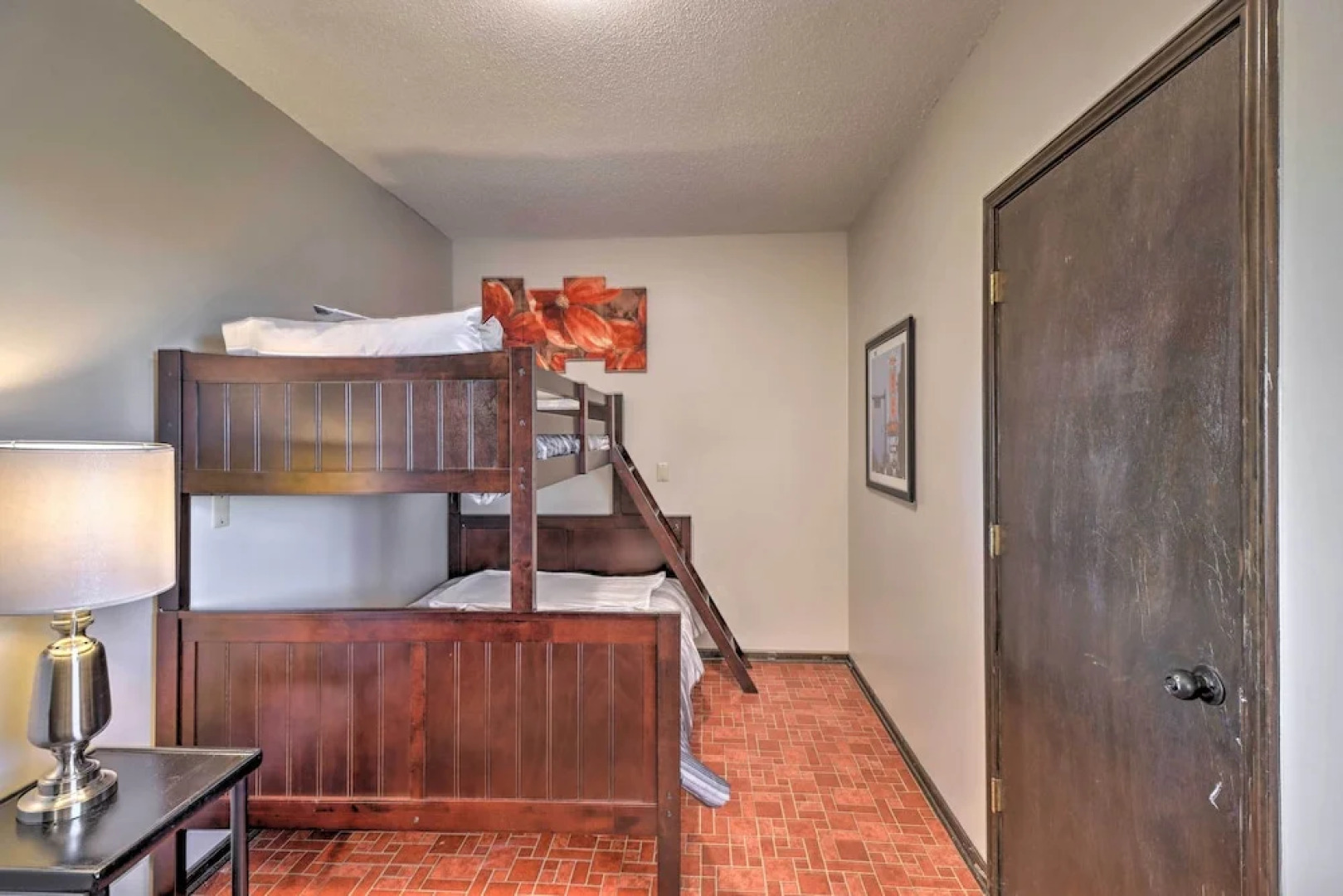 'soaring Heights' w/ Sunset & Mountain Views