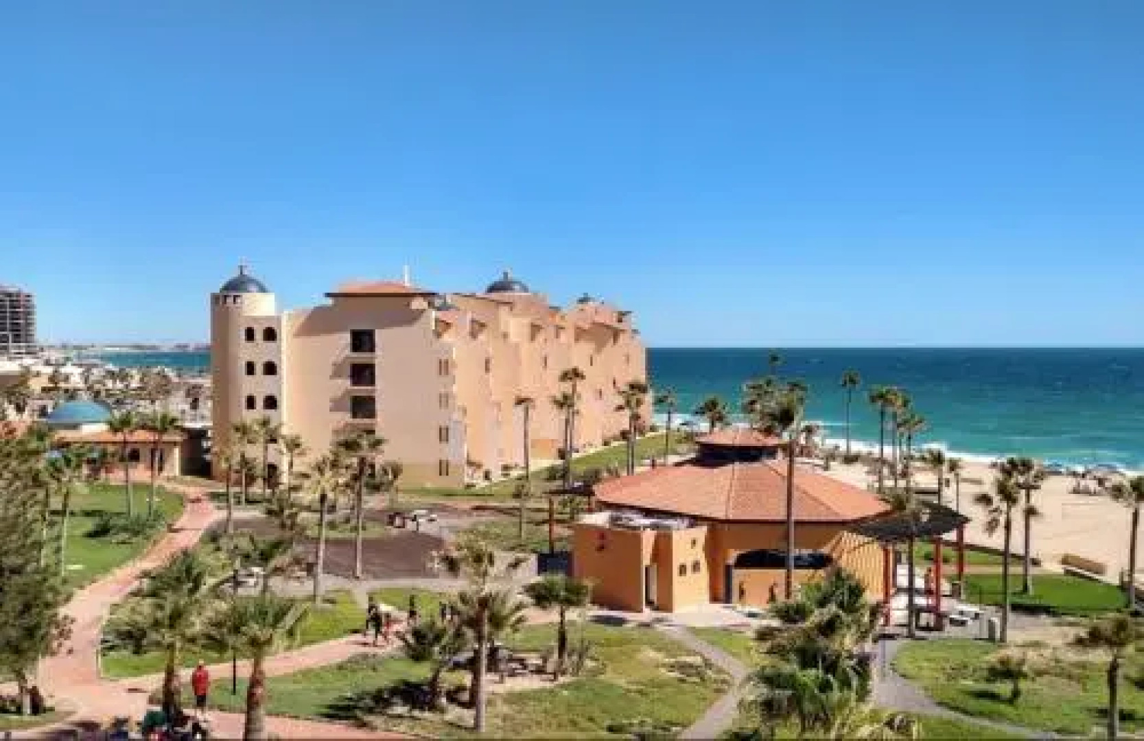 Sea-esta Condo On The Beach