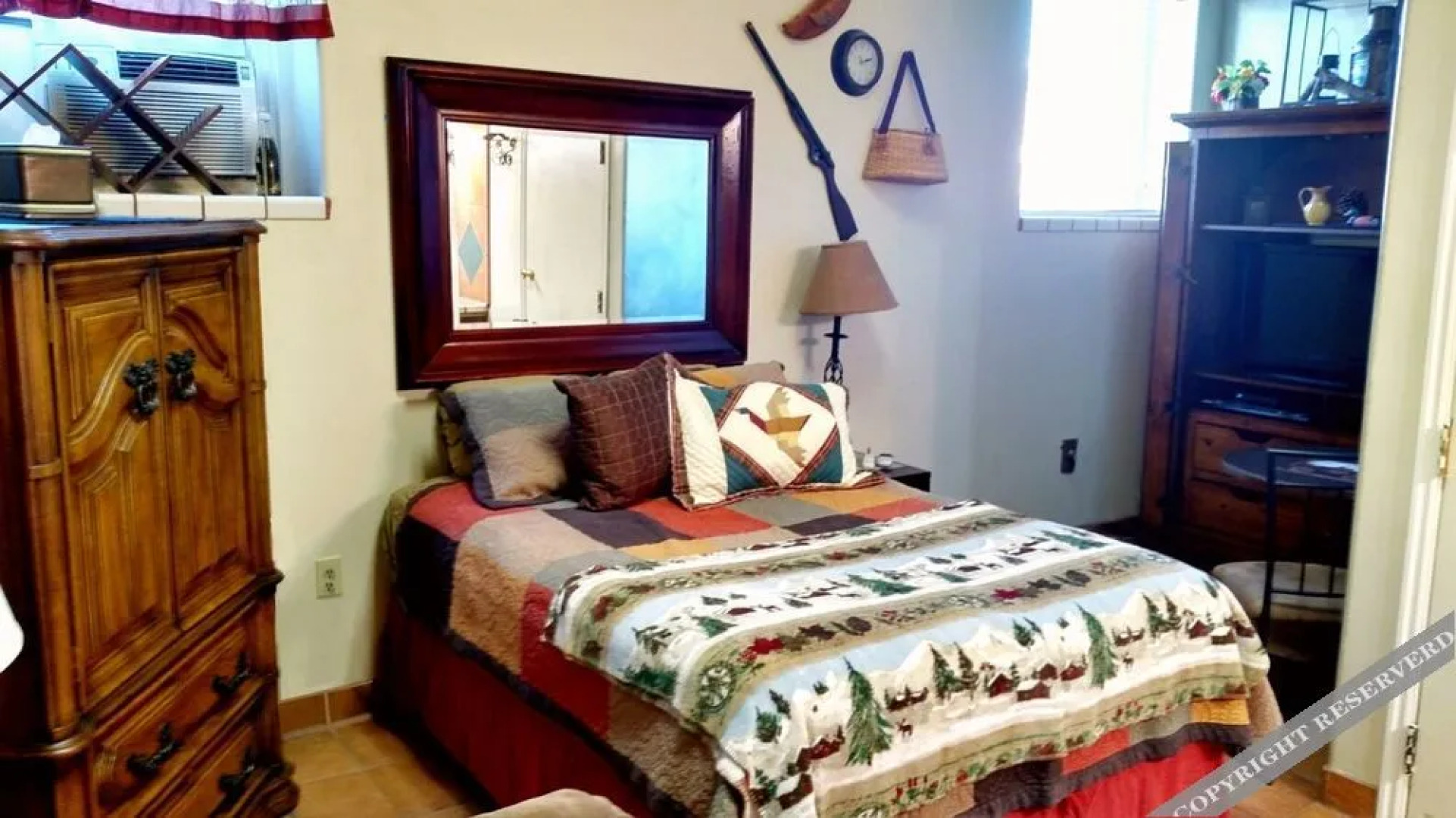 Kirk Hotel & Apartments