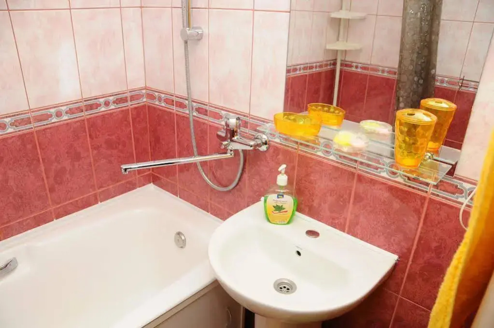 Орен Хостел