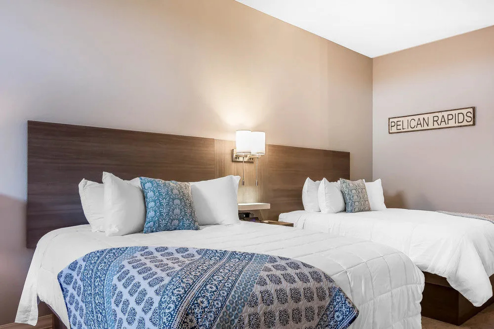 Lakes Inn at Dunvilla