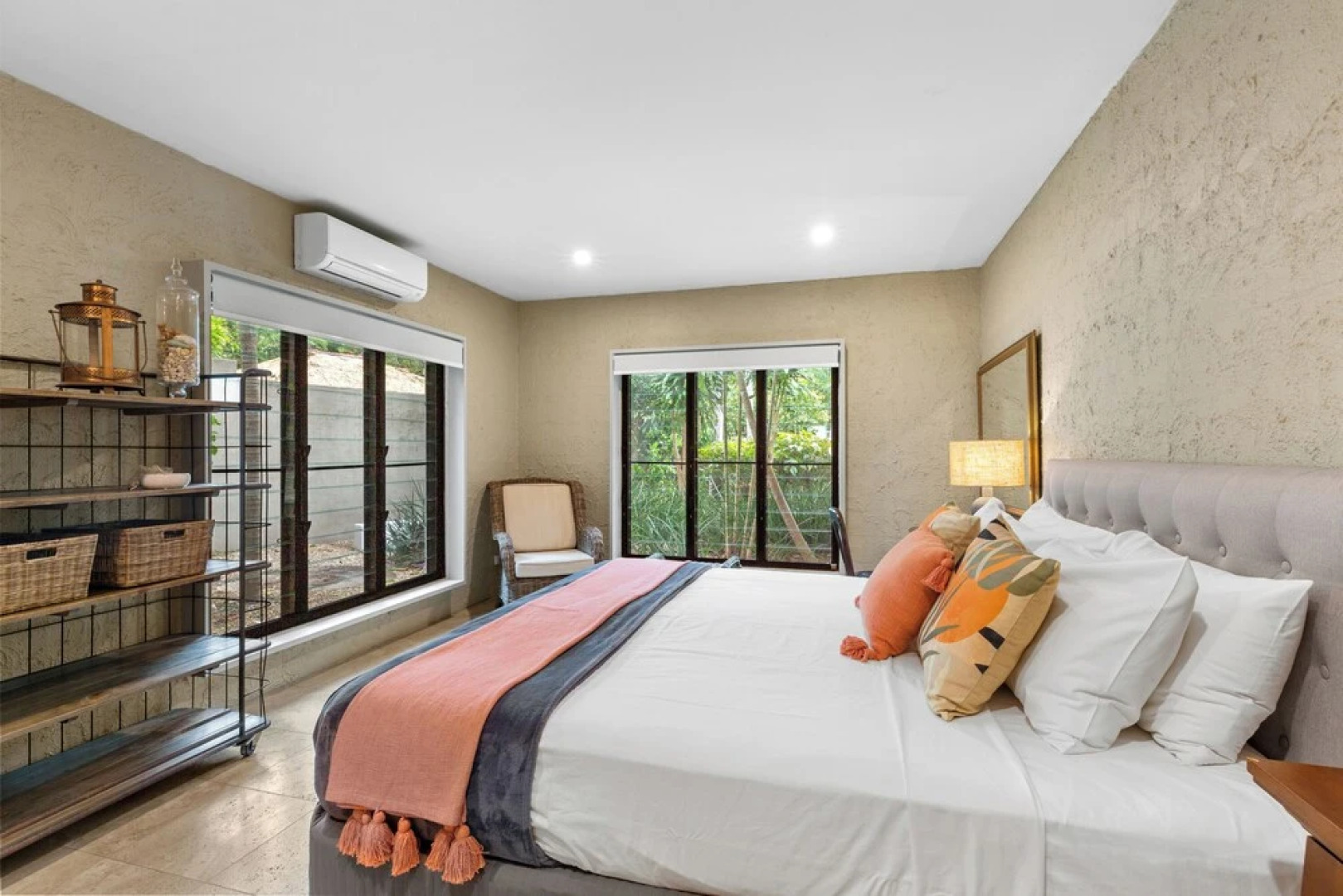 Oceans Edge Beach House At Oak Beach