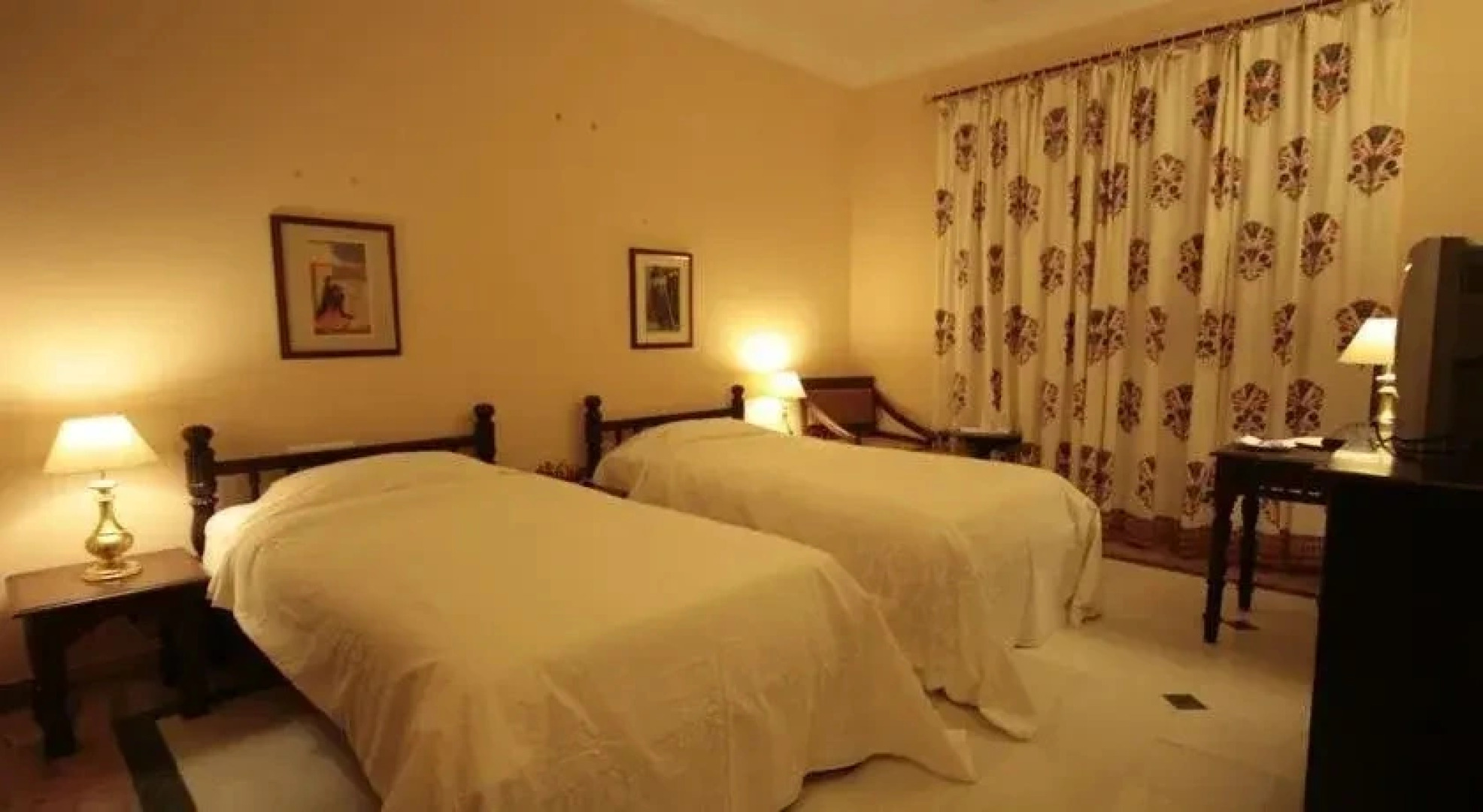 Khuri Oasis Desert Resort