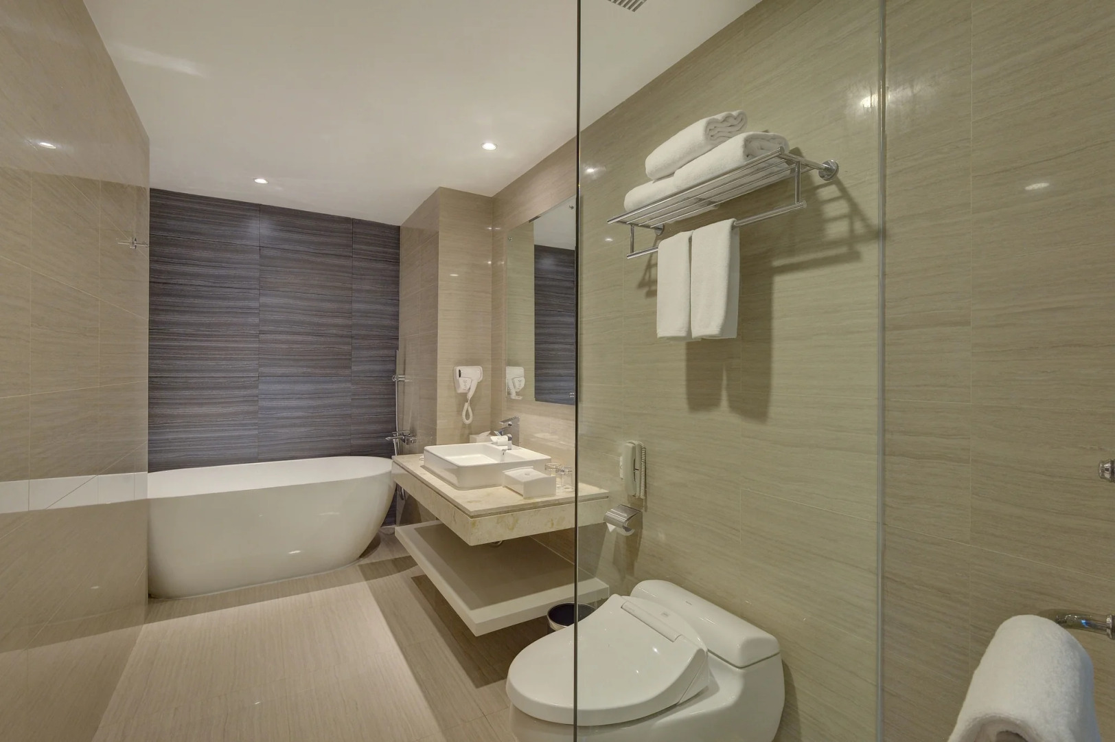 Platinum Adisucipto Hotel & Conference