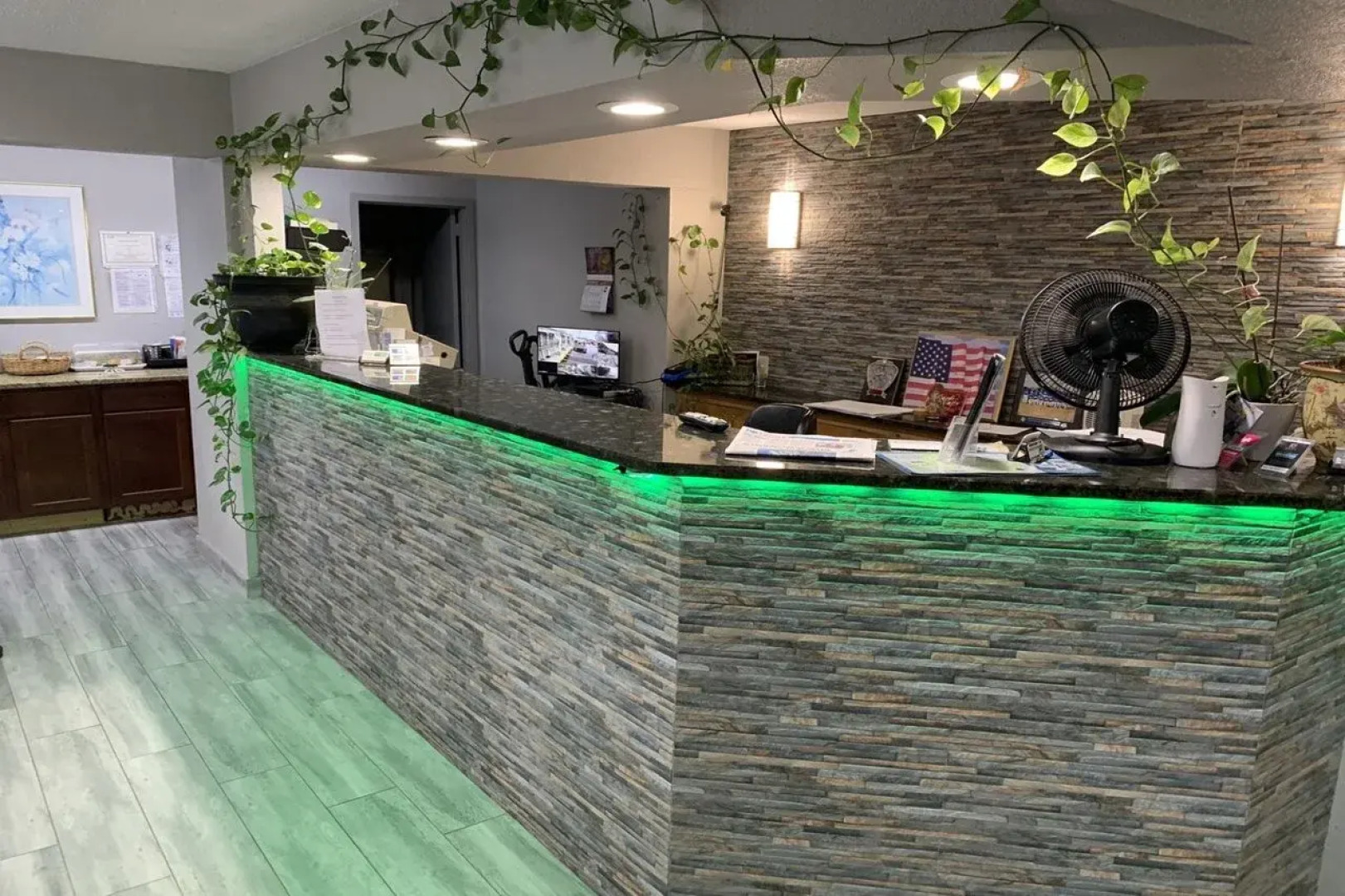 Executive Inn Locust Grove