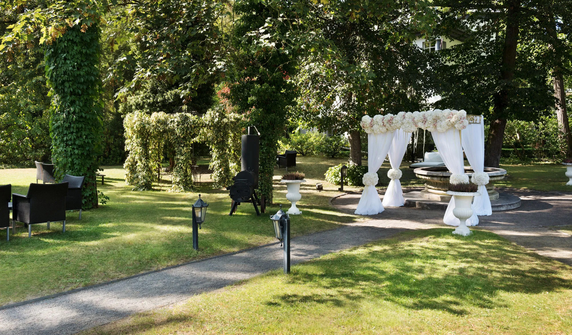 Schlosshotel Berlin By Patrick Hellmann