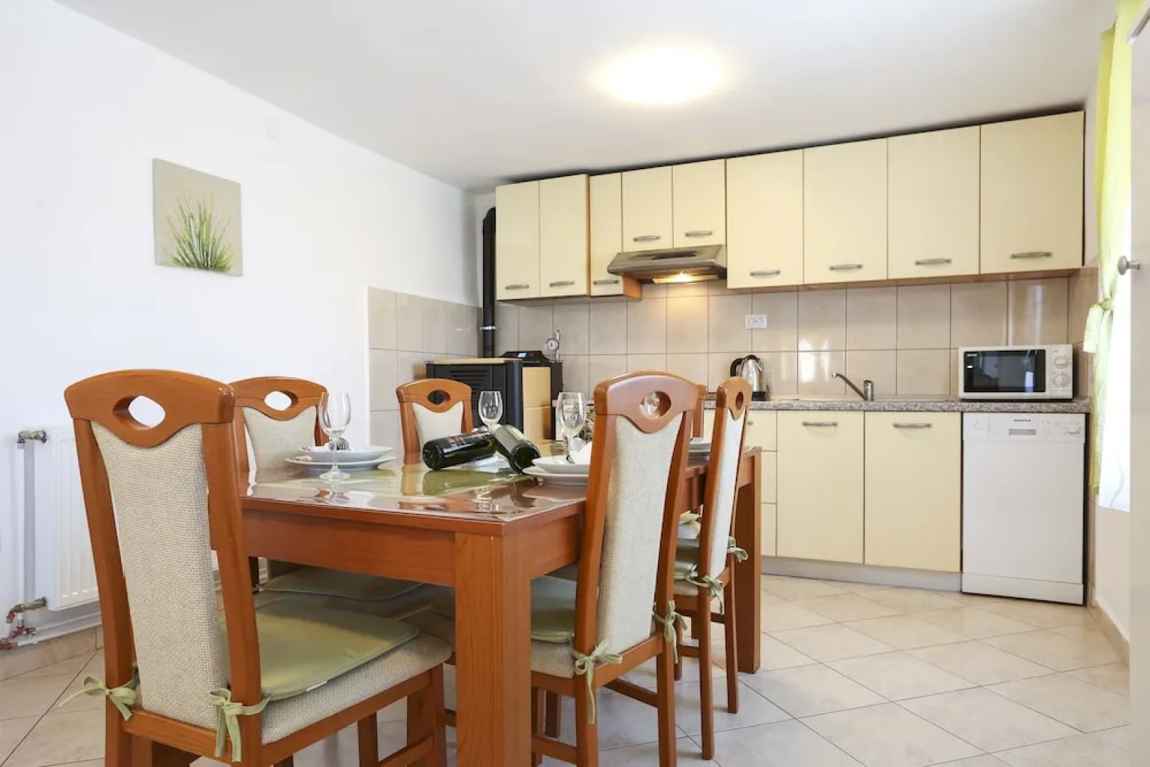 Rustic Stone House Bajeli with Jacuzzi