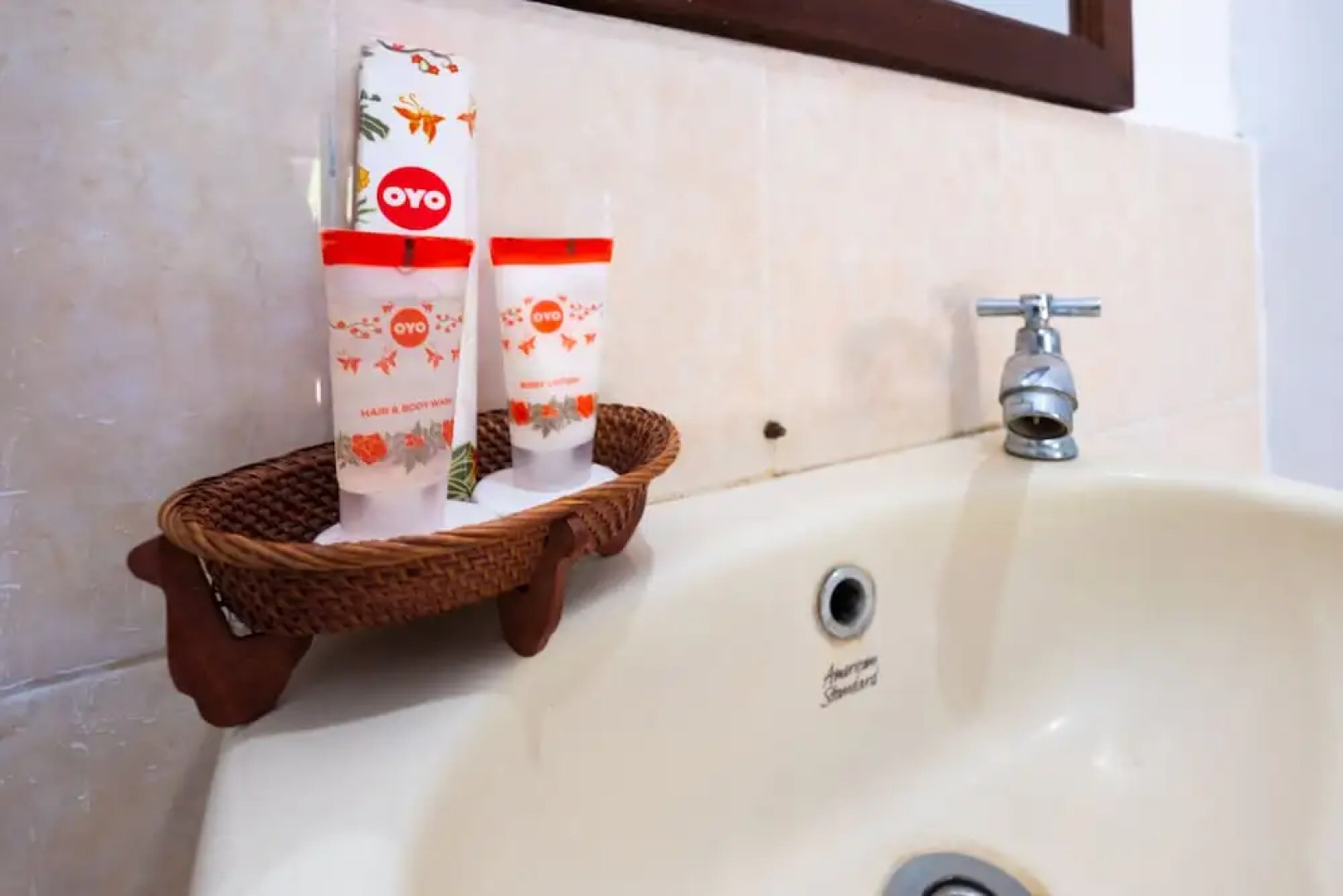 OYO 1320 Green Orry Inn