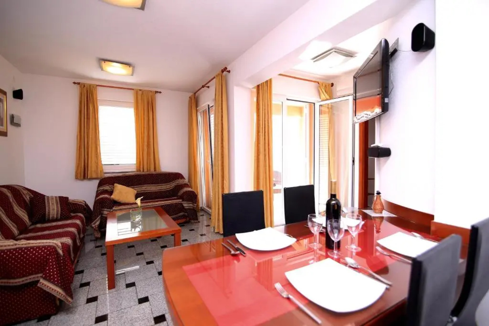 Apartments Šulekić