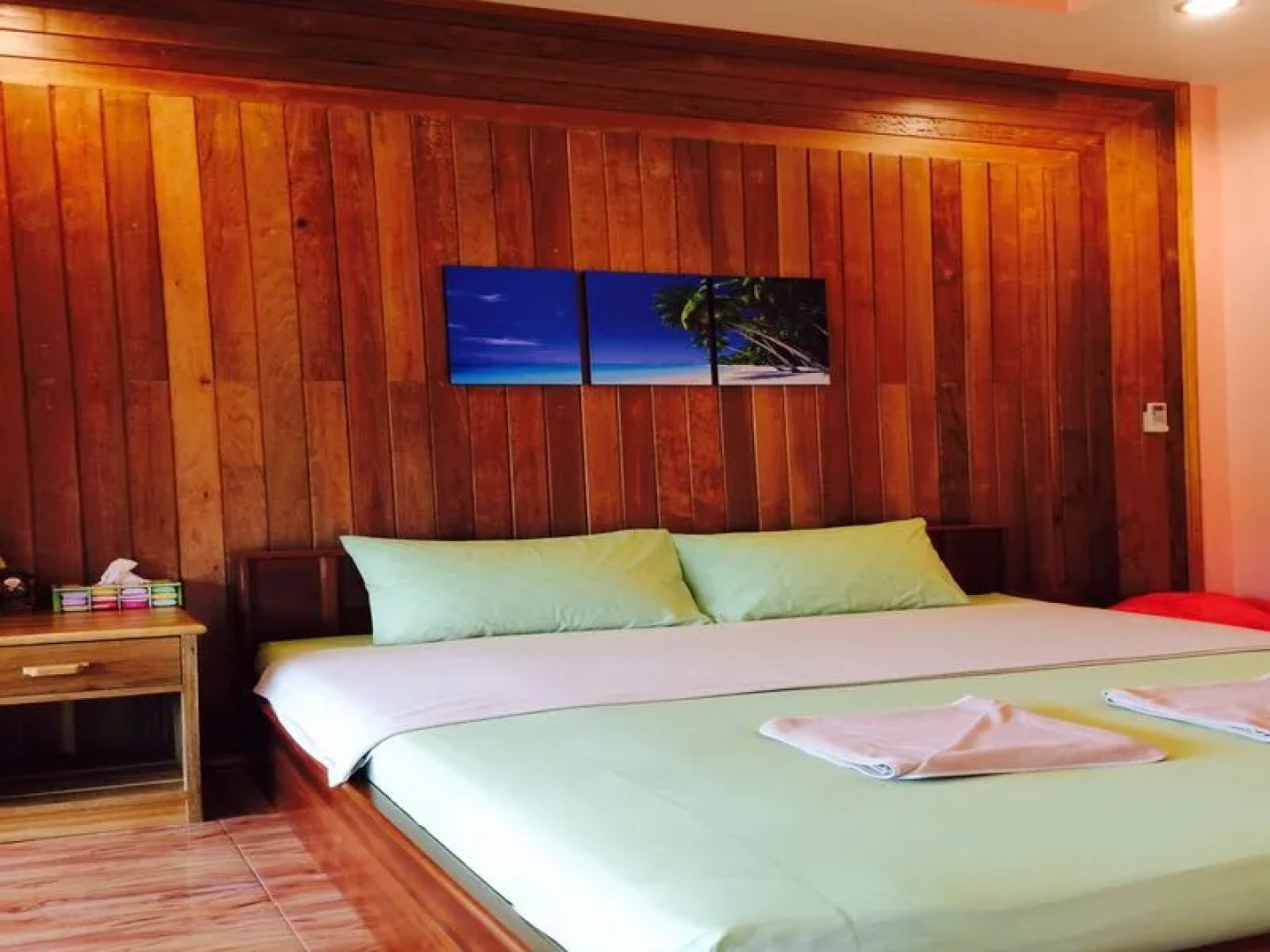 Baan Aowthai Homestay Ko Kood