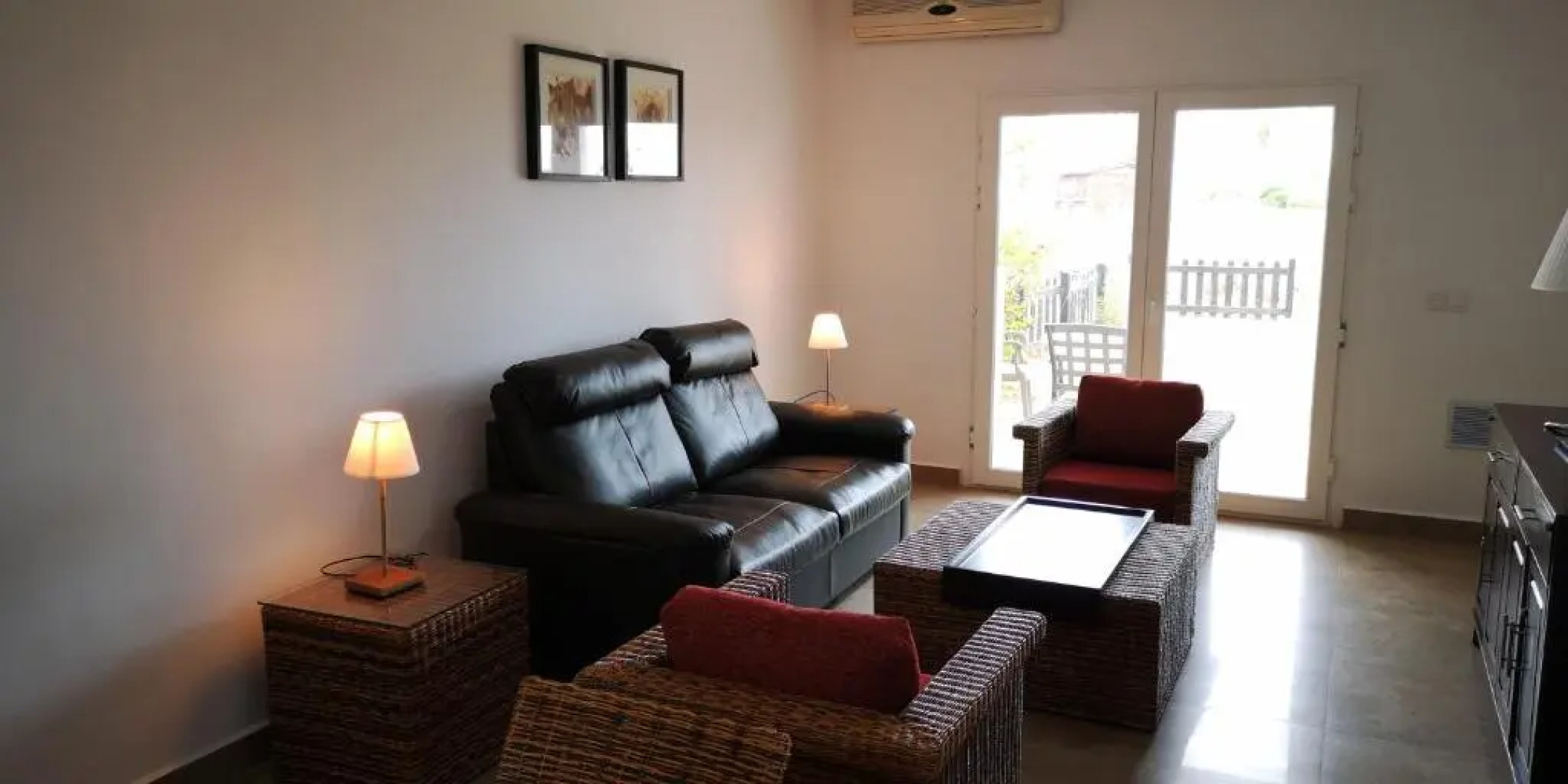 Perle Orientale Saidia Appart Rénové vue sur jardin et sur mer