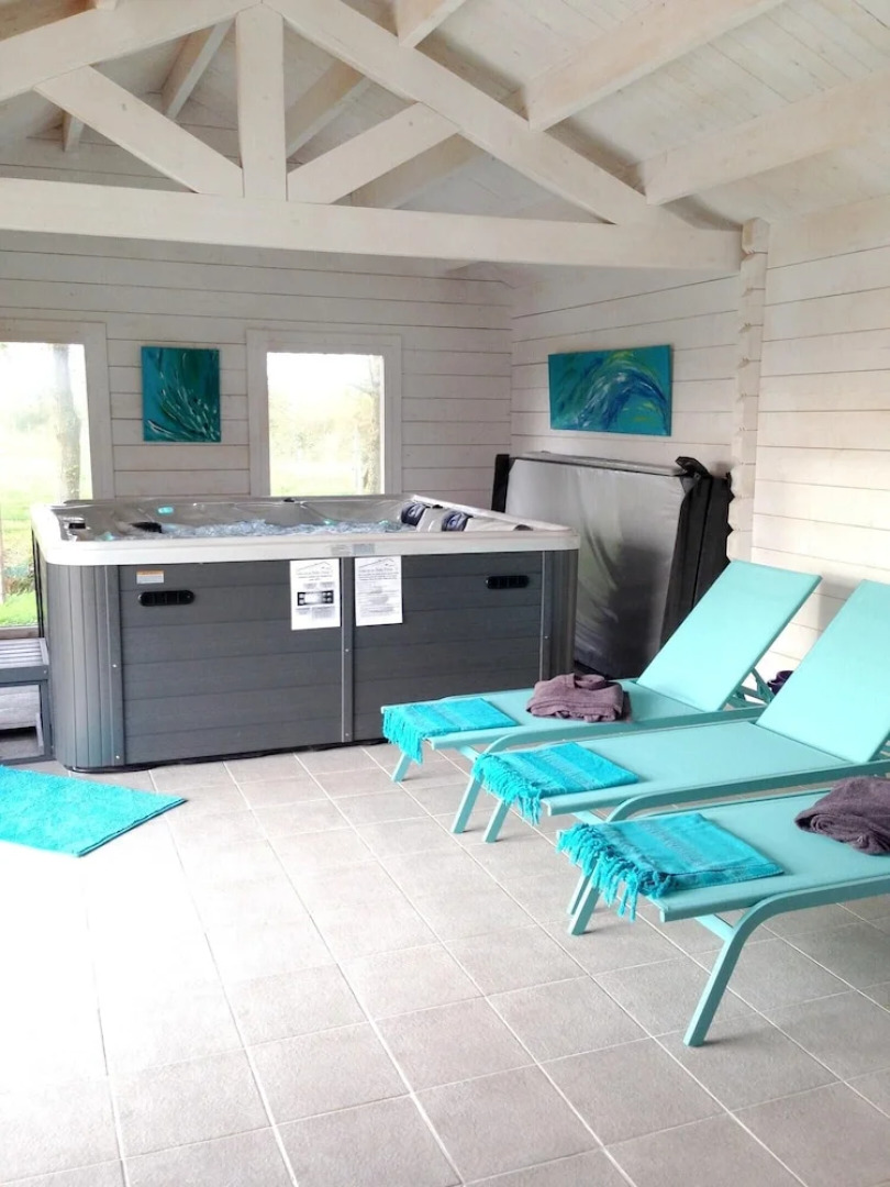 Villa With 6 Bedrooms in Sallertaine, With Private Pool, Enclosed Gard