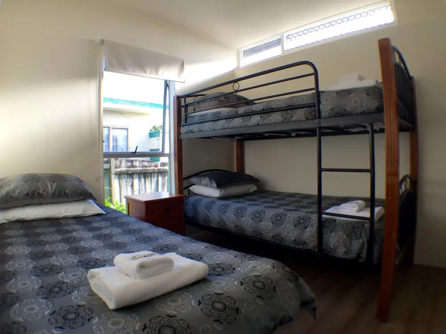 Sea Vista Apartments