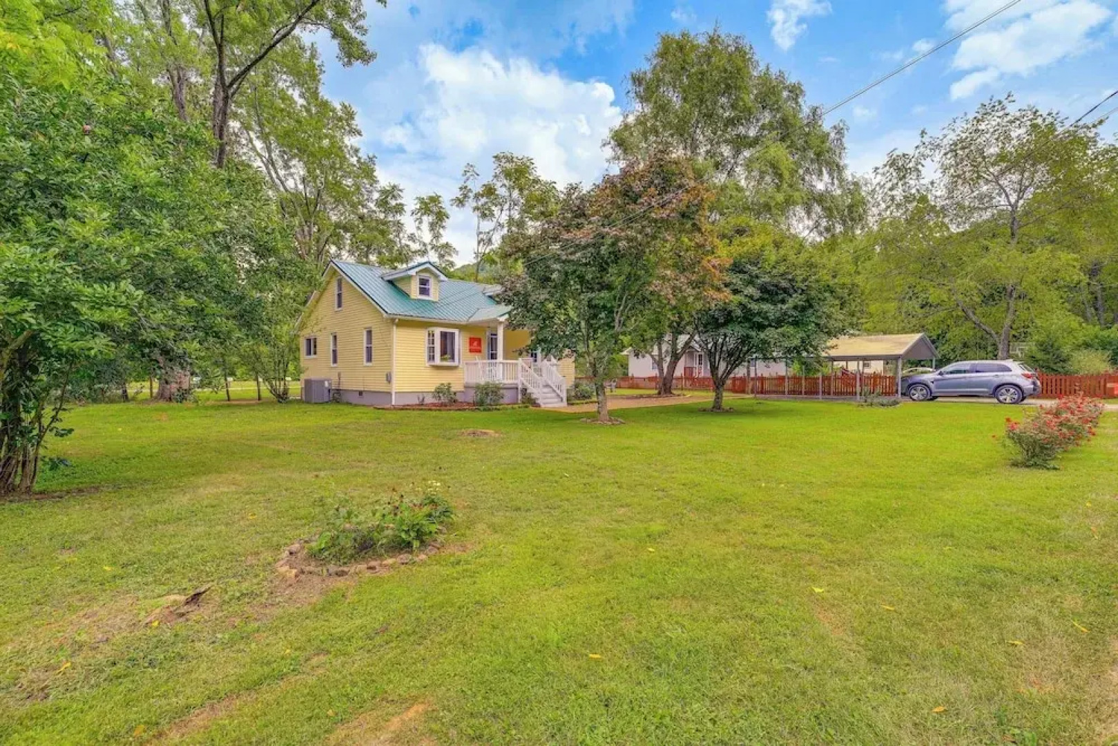 Updated Damascus Cottage on Appalachian Trail!