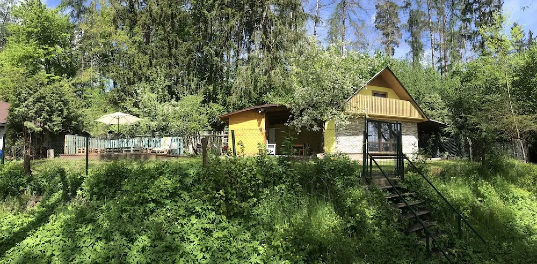 Sazava River Cottage With Boating Experience