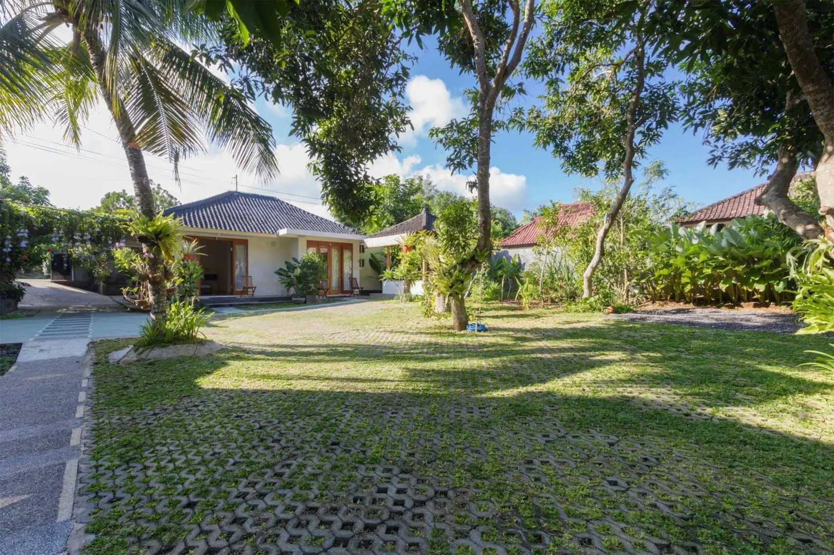 RedDoorz @ Kampial Ungasan