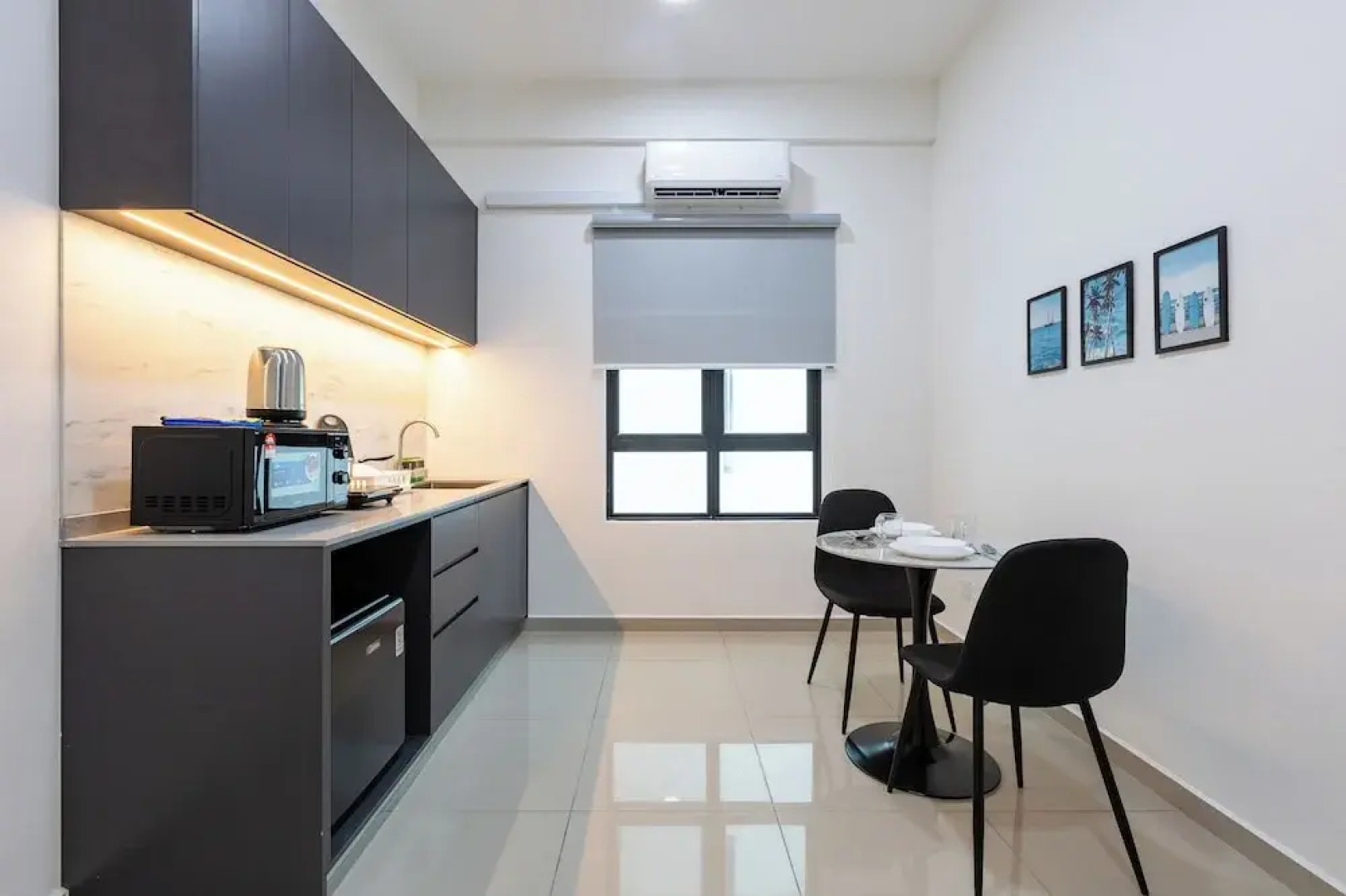 Sunshine Residence Suites