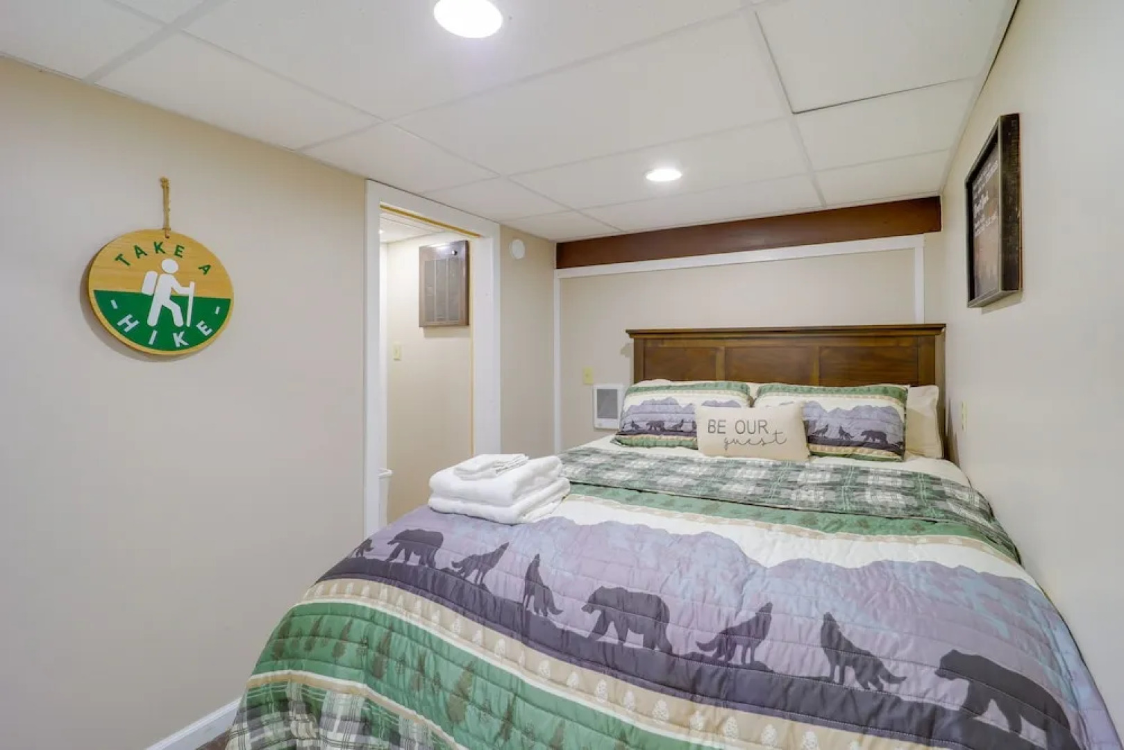 Deck, Fire Pit, & Grill: Beech Mountain Chalet