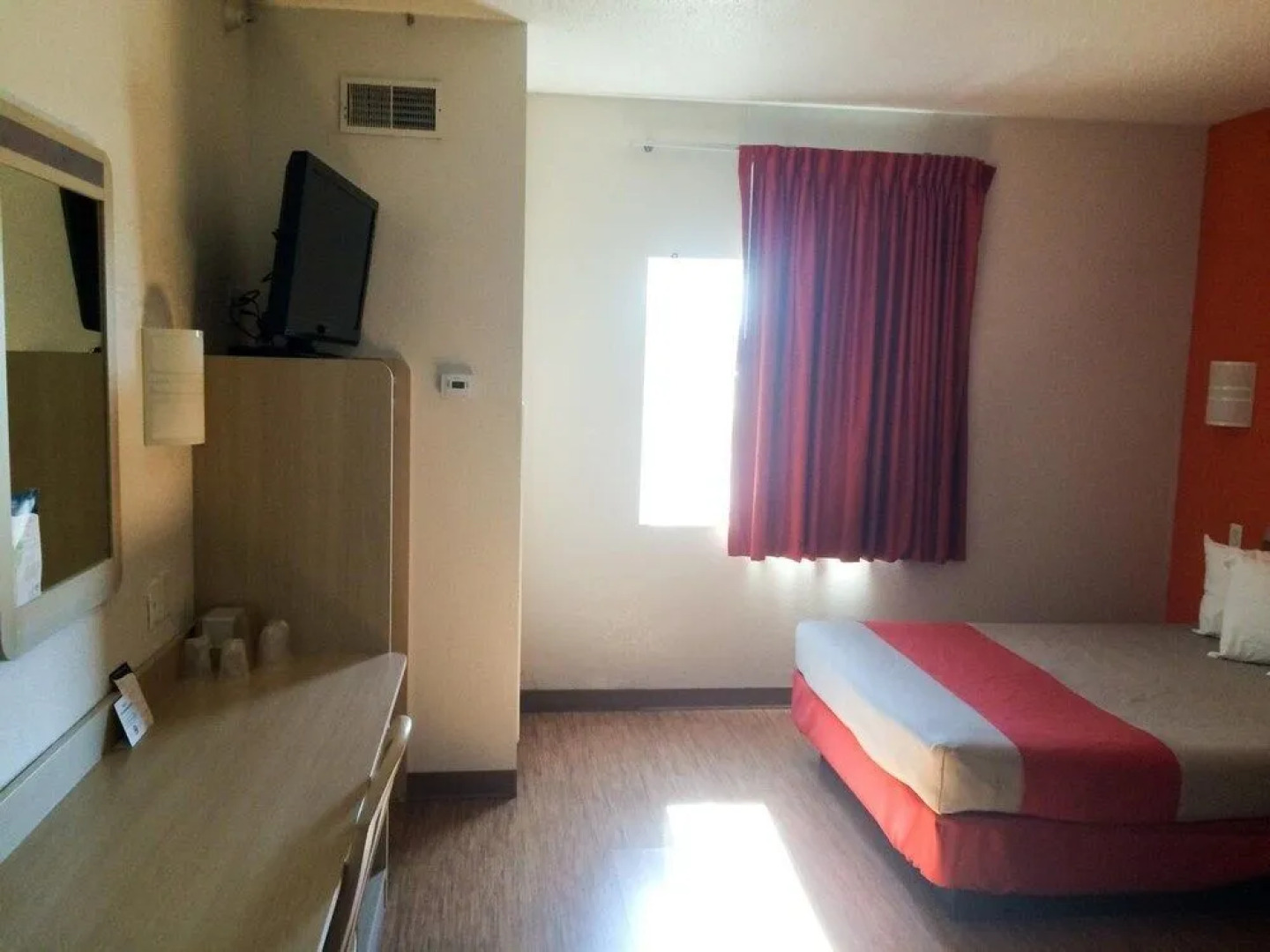 Modern Stay 39 Lakeview By Oyo Minonk