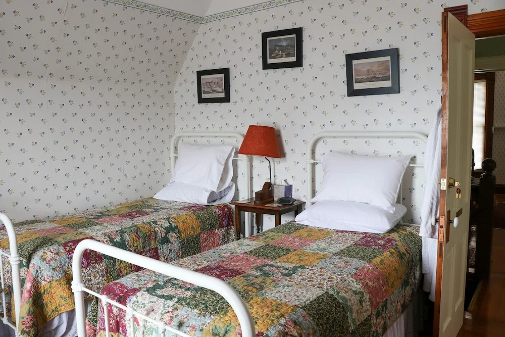 The Hood House Bed & Breakfast Inn