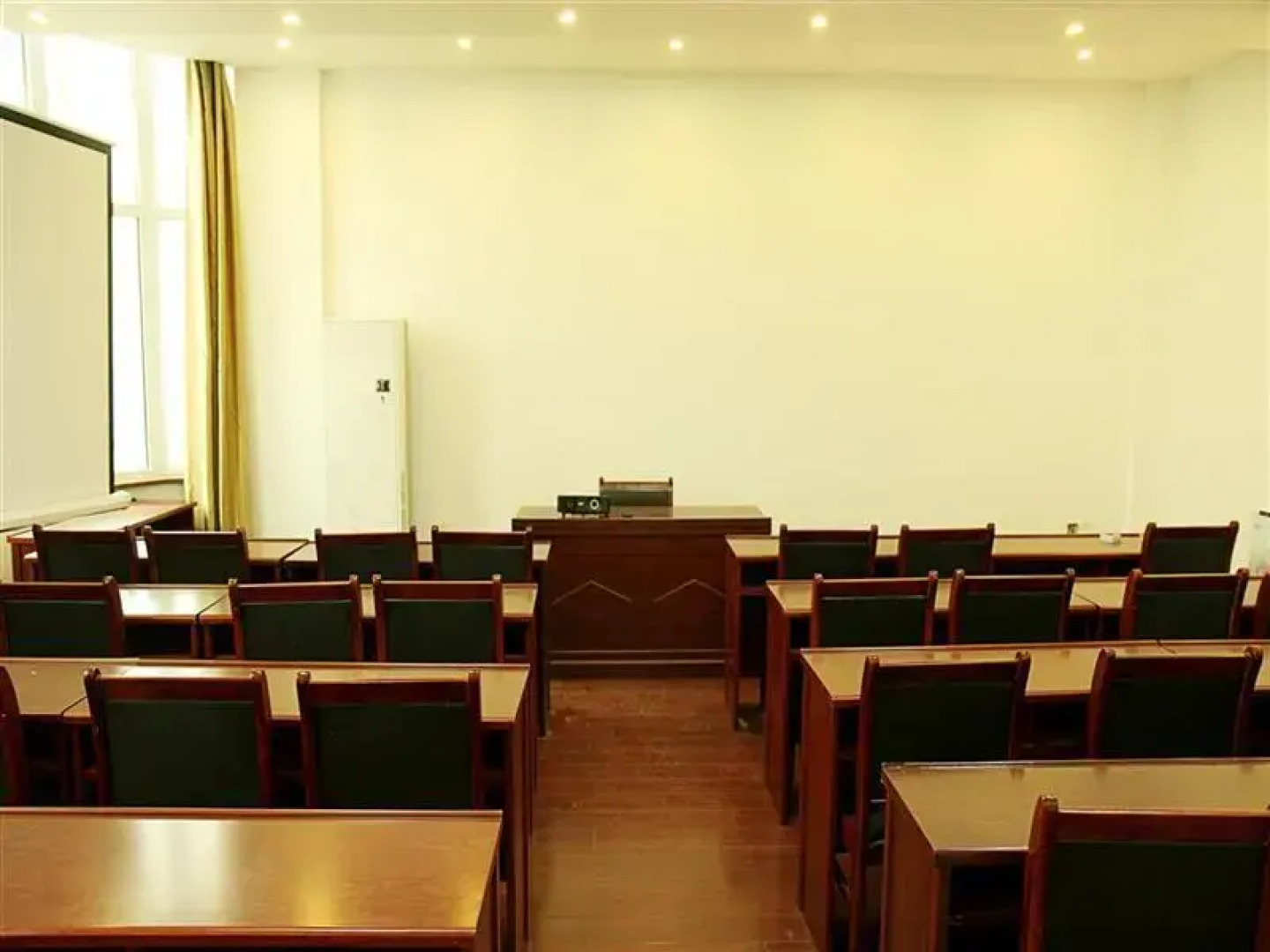 GreenTree Inn Heze Juancheng County Second Juancheng Road Shell Hotel