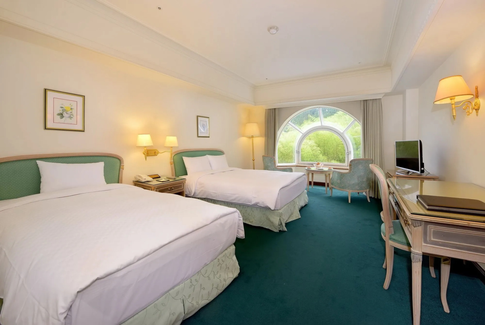 The Chitou Lemidi Hotel