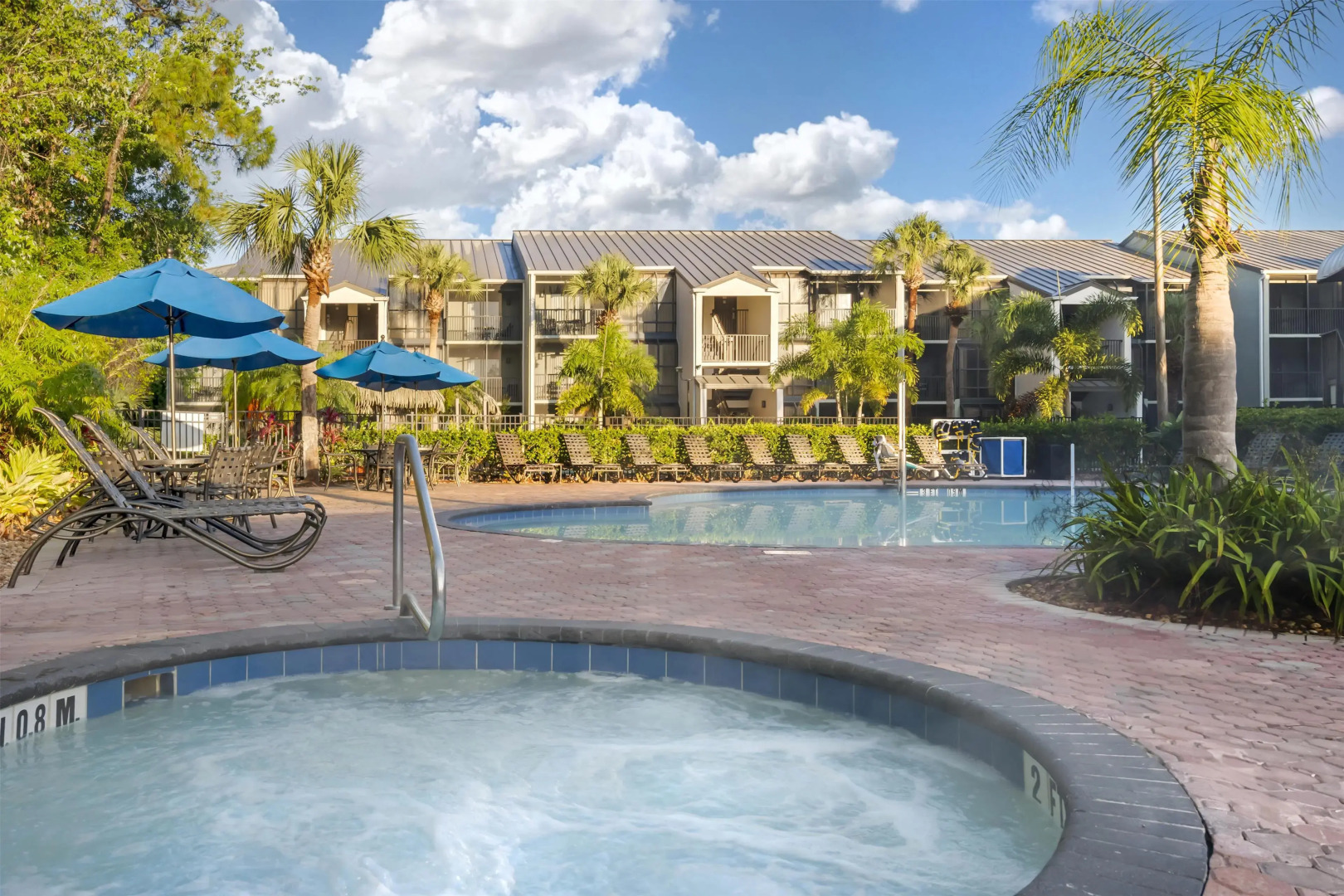 Parkway International Resort