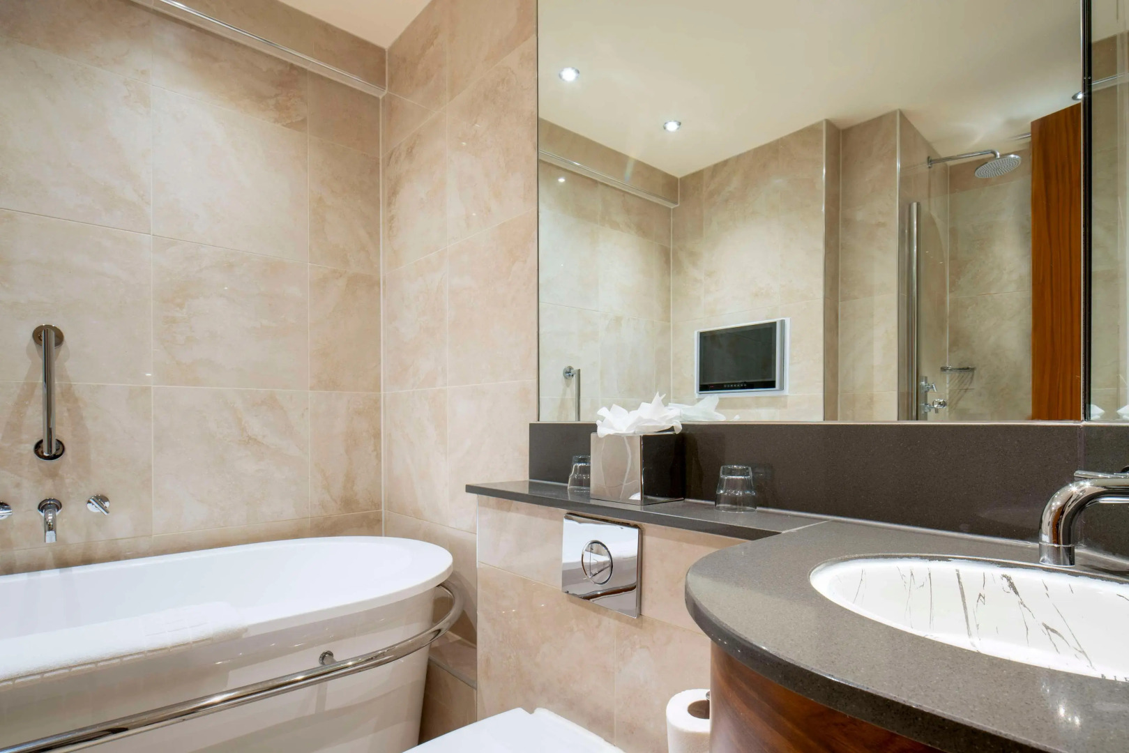 The Queen at Chester Hotel, BW Premier Collection